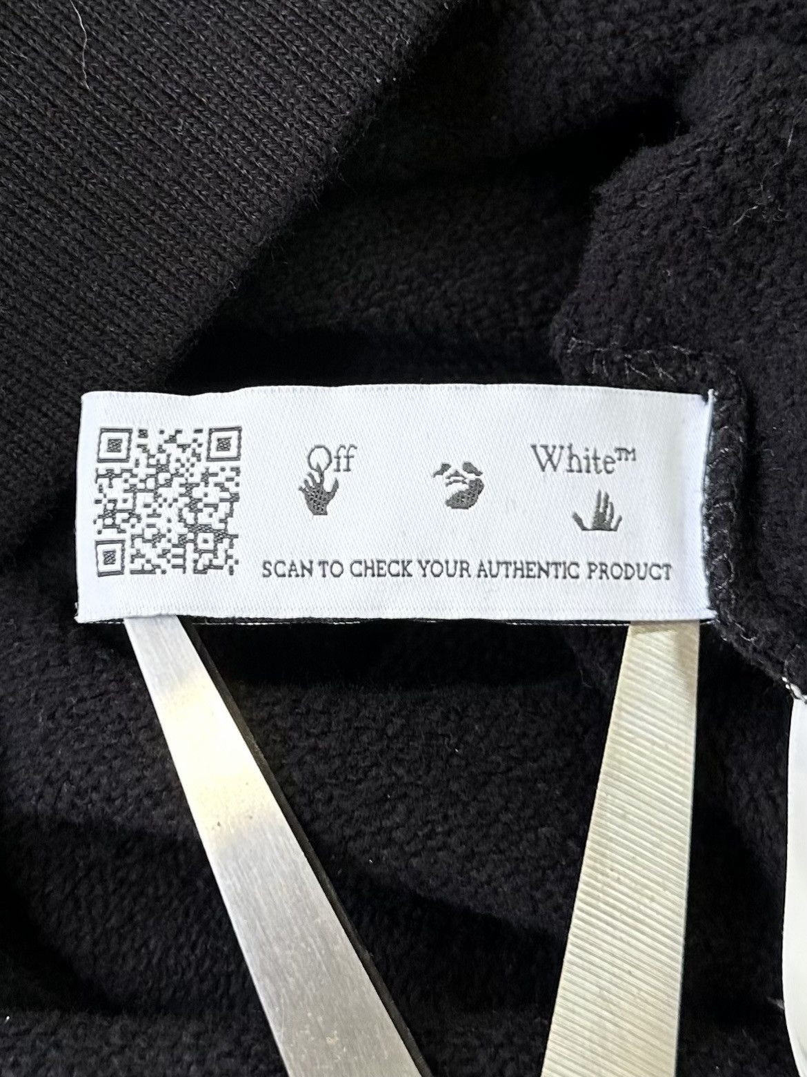 Off-White Off-White Degrade Thund Skate Hoodie – Size L Size US L / EU 52-54 / 3 - 12 Thumbnail