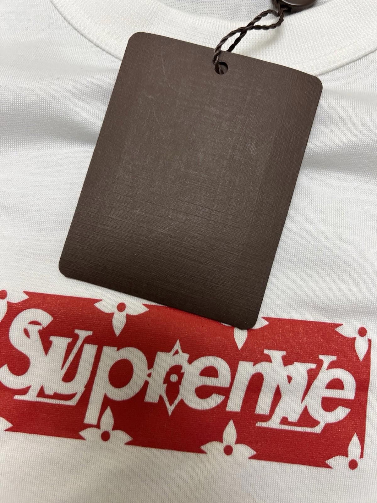 Louis Vuitton SUPREME X LOUIS VUITTON BOX LOGO TEE WHITE RED MONOGRAM M Size US M / EU 48-50 / 2 - 7 Thumbnail