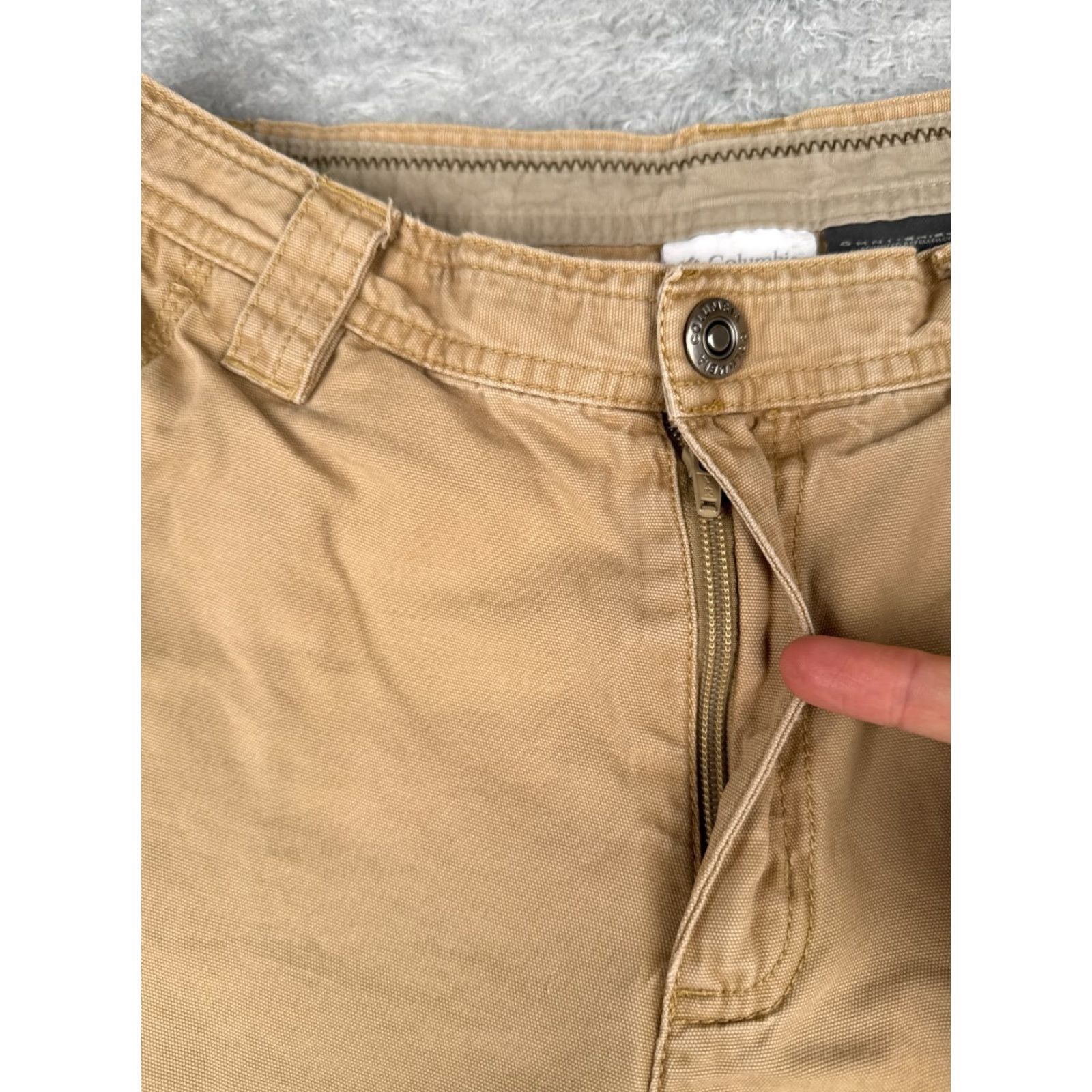 Vintage Columbia Men Shorts 30 Beige Chino 100% Cotton Duck Fabric Hiking Camping 30x11 Casual Travel Pockets Logo Size US 30 / EU 46 - 6 Thumbnail