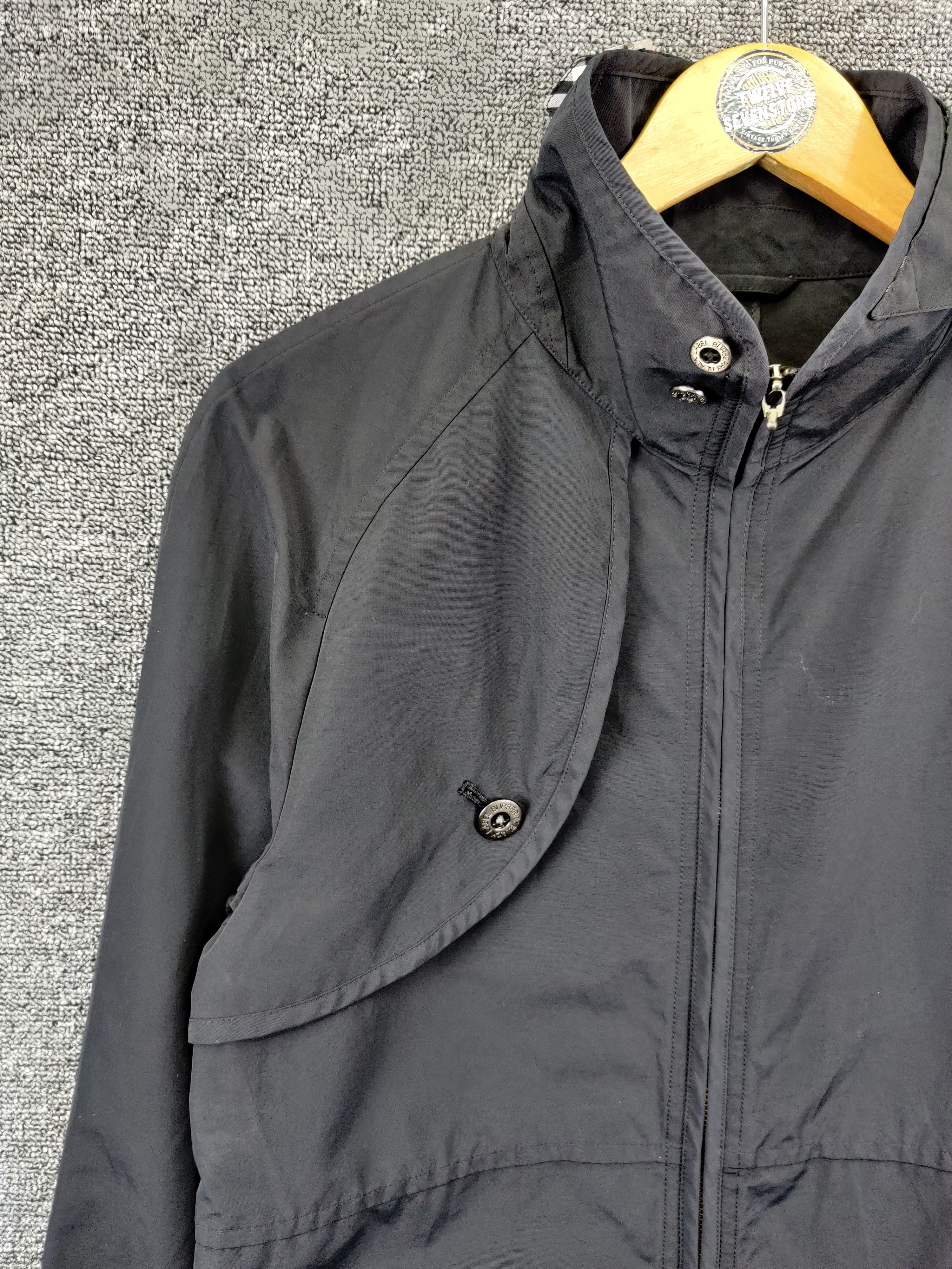 Burberry Vintage Burberry Black Label Zipper Long Jacket Size US M / EU 48-50 / 2 - 8 Thumbnail
