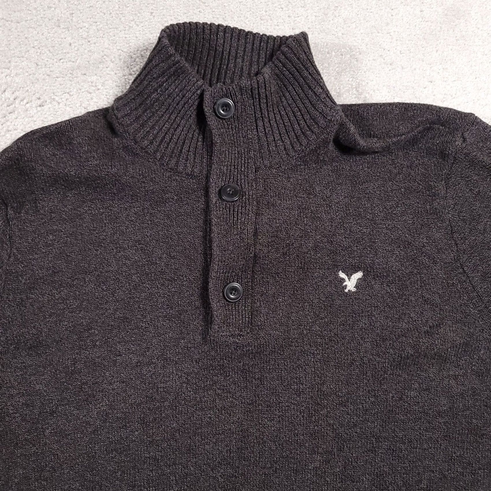 American Eagle Outfitters American Eagle 3-Button 1/4 Zip Sweater Men's XXL Grey Long Sleeve Knit Logo Shirt Size US XXL / EU 58 / 5 - 3 Thumbnail