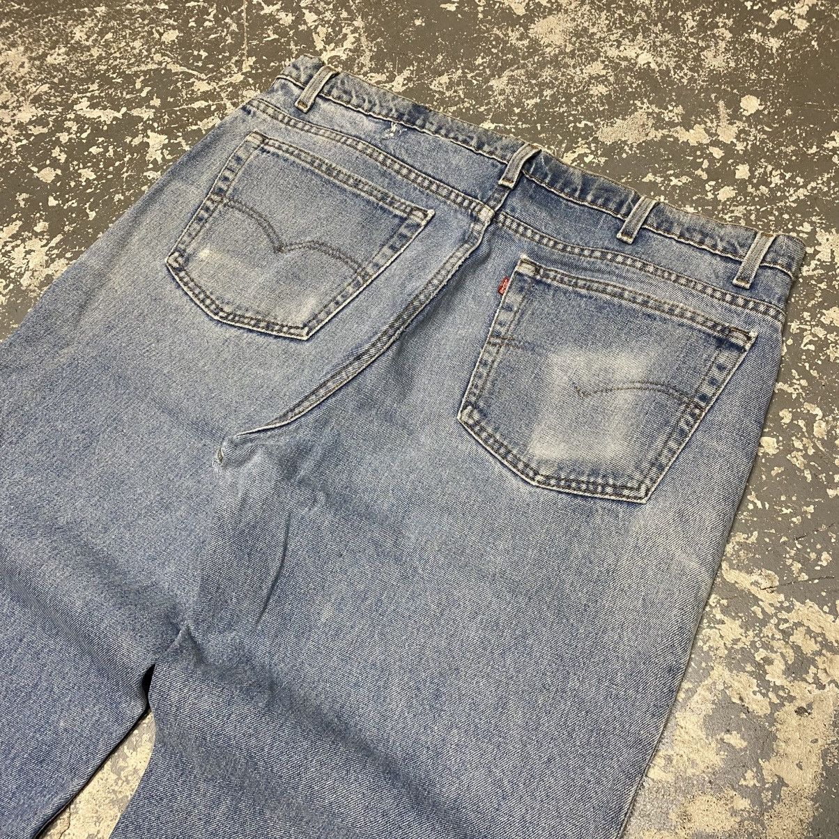 Levi's × Vintage Vintage Levi’s 550 Relaxed Fit Blue Denim Jeans USA 90s Size US 40 / EU 56 - 8 Thumbnail