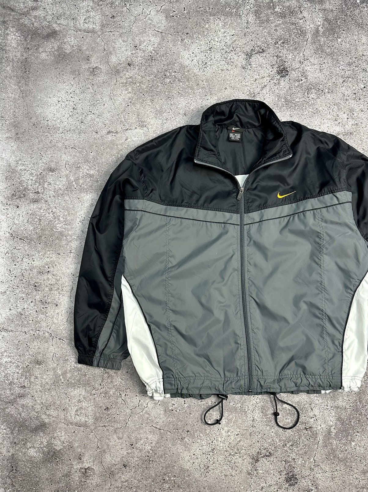 Nike × Vintage VINTAGE NIKE Y2K NYLON JACKET WINDBREAKER 90s DRILL Size US L / EU 52-54 / 3 - 2 Thumbnail