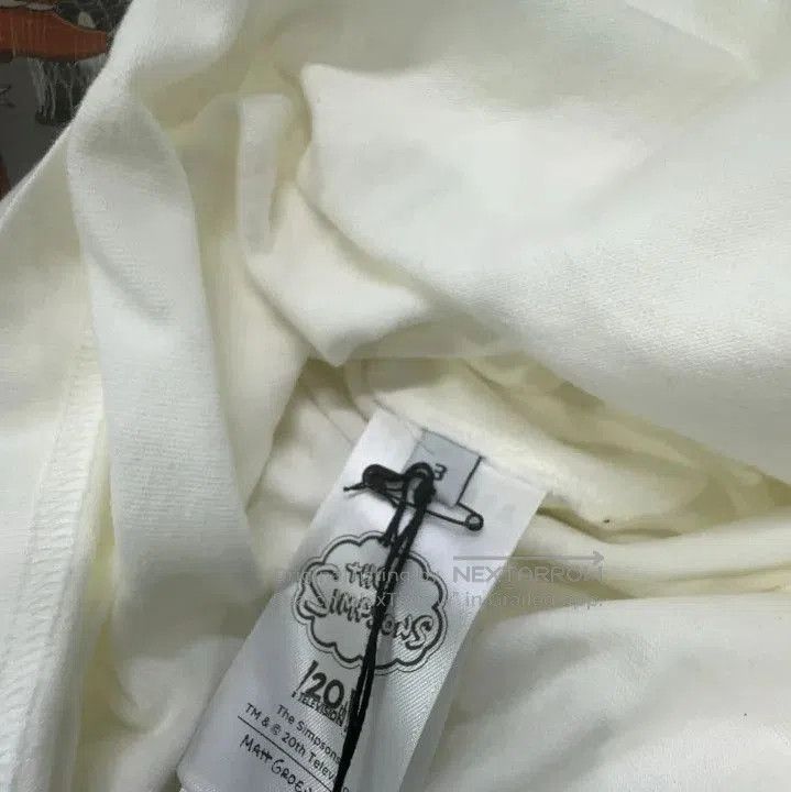 Balenciaga Balenciaga FW21 White Graphic Short Sleeve T. Size US M / EU 48-50 / 2 - 1 Thumbnail