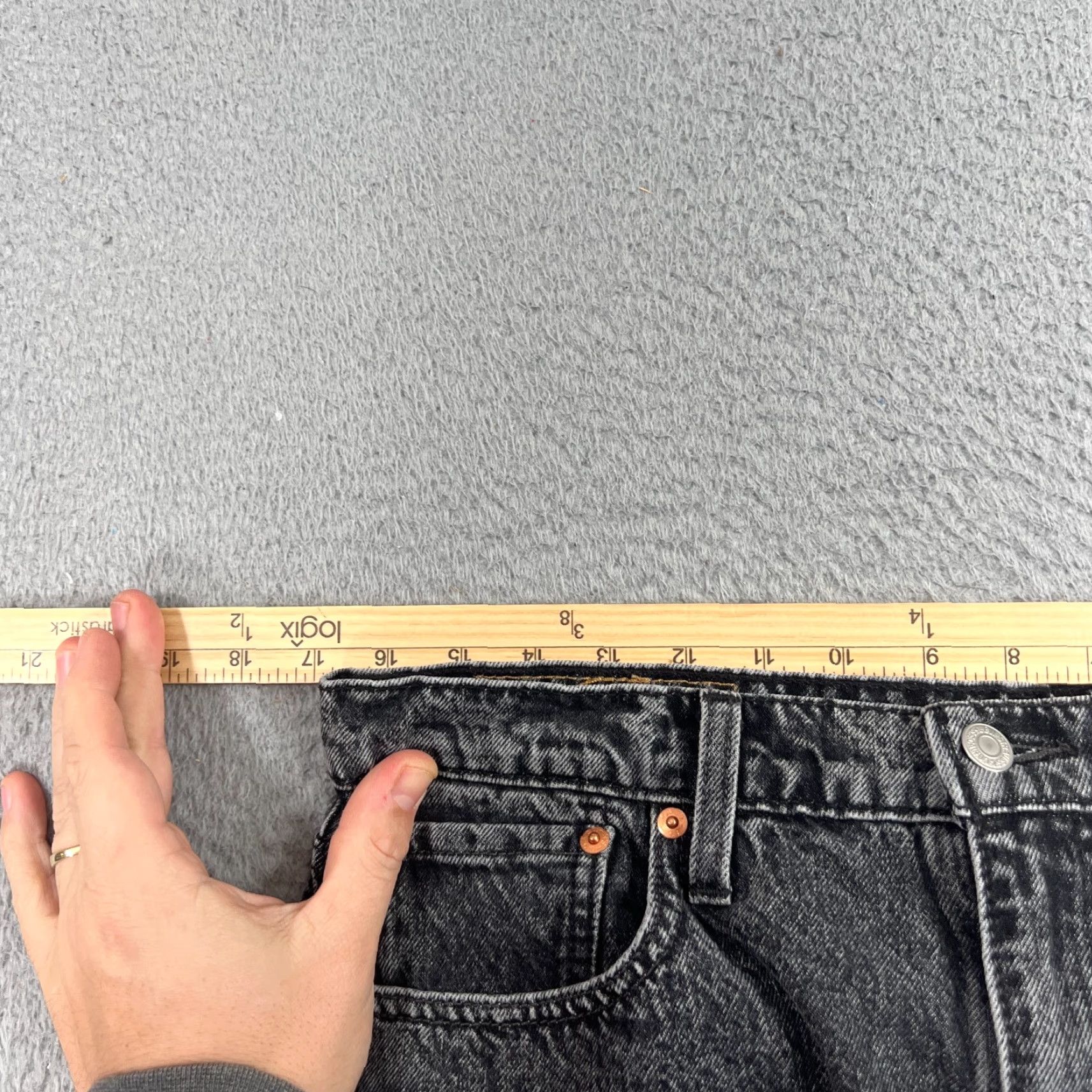 Levi's VINTAGE Levi's Hi Ball Jeans Men 33 Dark Black 33 Denim 5-Pocket Design High Rise Regular Tapered USA 90s Retro Levis Hi-Ball Mens Jeans Size US 33 - 5 Thumbnail
