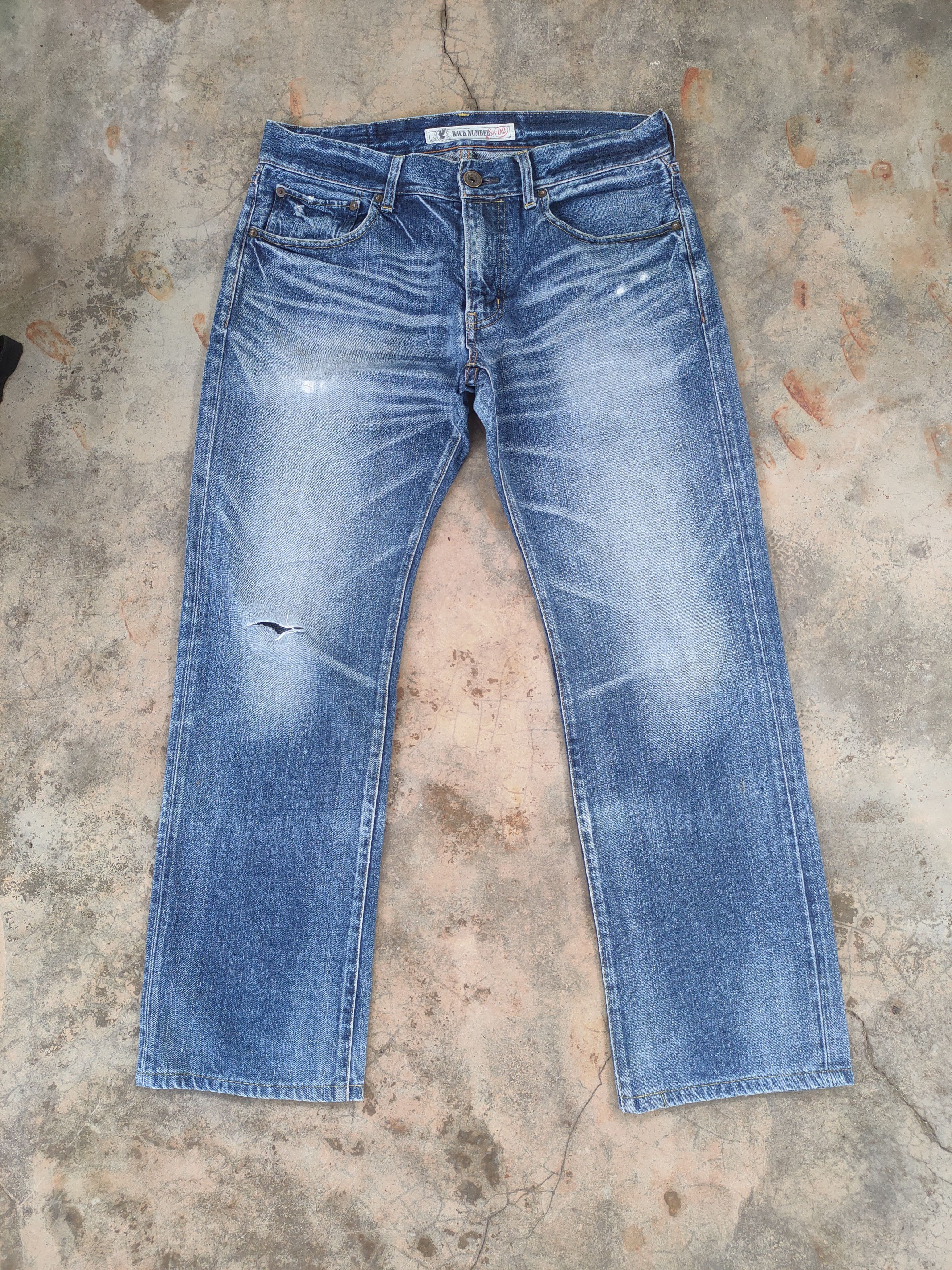 Jean W33 VINTAGE B.NUMBER FADED DISTRESSED RIPPED JEAN PANTS Size US 33 - 1 Thumbnail