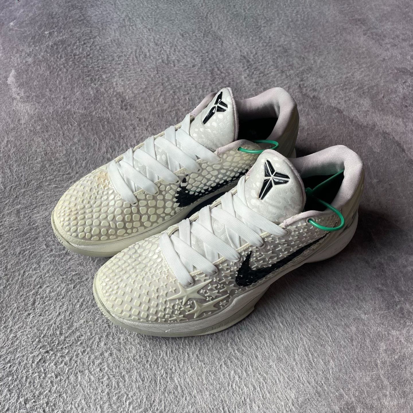 Gucci Gucci White Lowtop Sneakers 43 Men Size US 10 / EU 43 - 1 Thumbnail