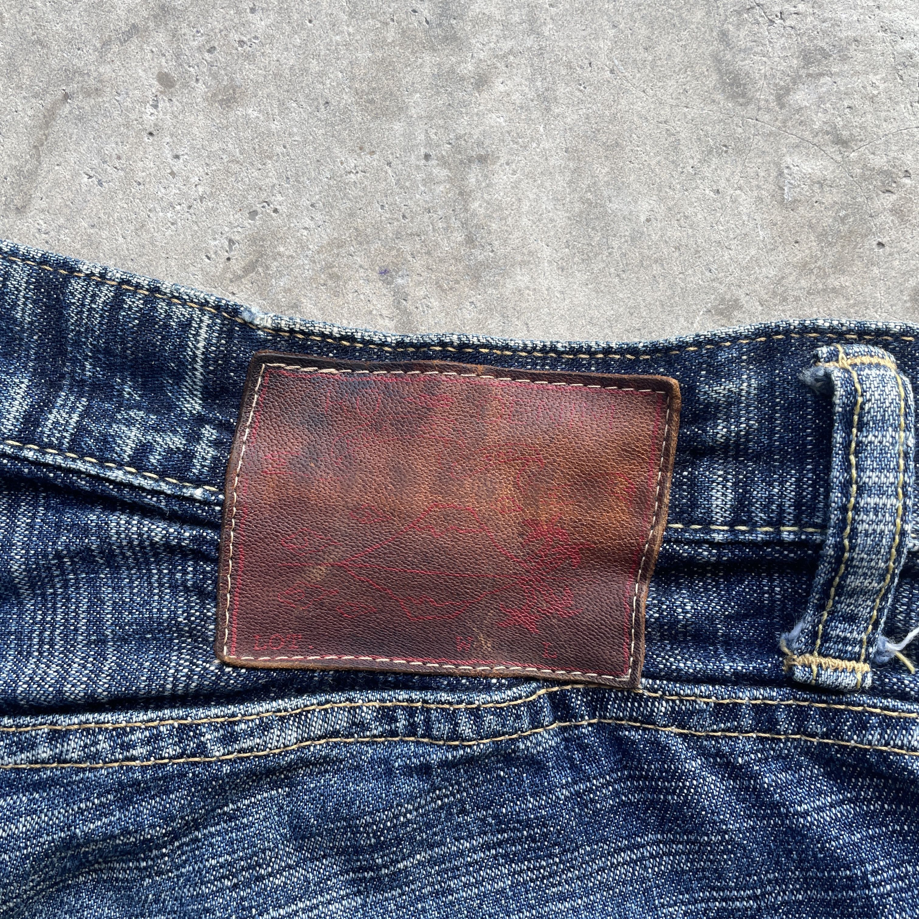 Japanese Brand W35x28.5 Vintage Japanese Denim Faded Button Fly Jeans Pants Size US 35 - 11 Thumbnail