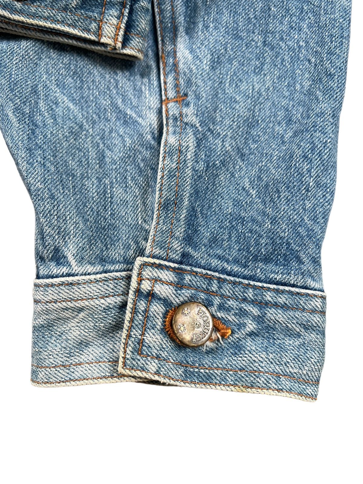 Fiorucci × Vintage Vintage 80s Fiorucci 3D Logo Cropped Denim Jacket Size US M / EU 48-50 / 2 - 9 Thumbnail