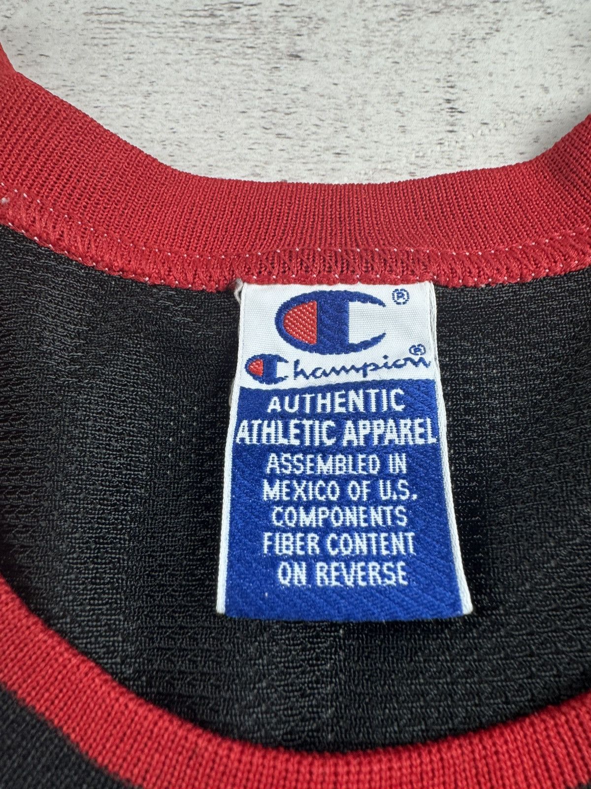 Champion Michael Jordan #23 Chicago Bulls Vintage 90s Champion Black NBA Jersey Size 52 Size US L / EU 52-54 / 3 - 13 Thumbnail
