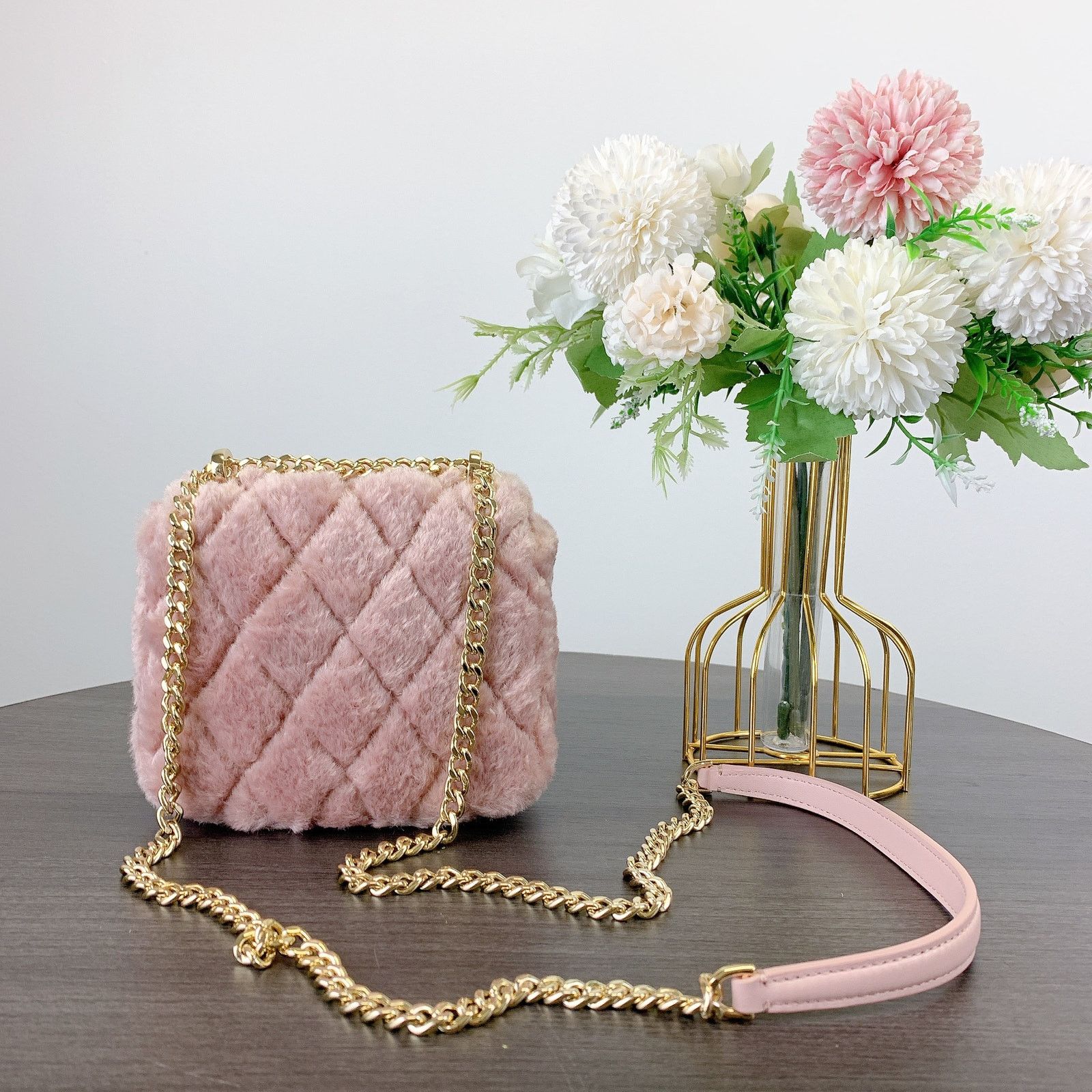 Kate Spade Kate Spade KI996 Carey Faux Fur Quilted Micro Crossbody Size ONE SIZE - 4 Thumbnail