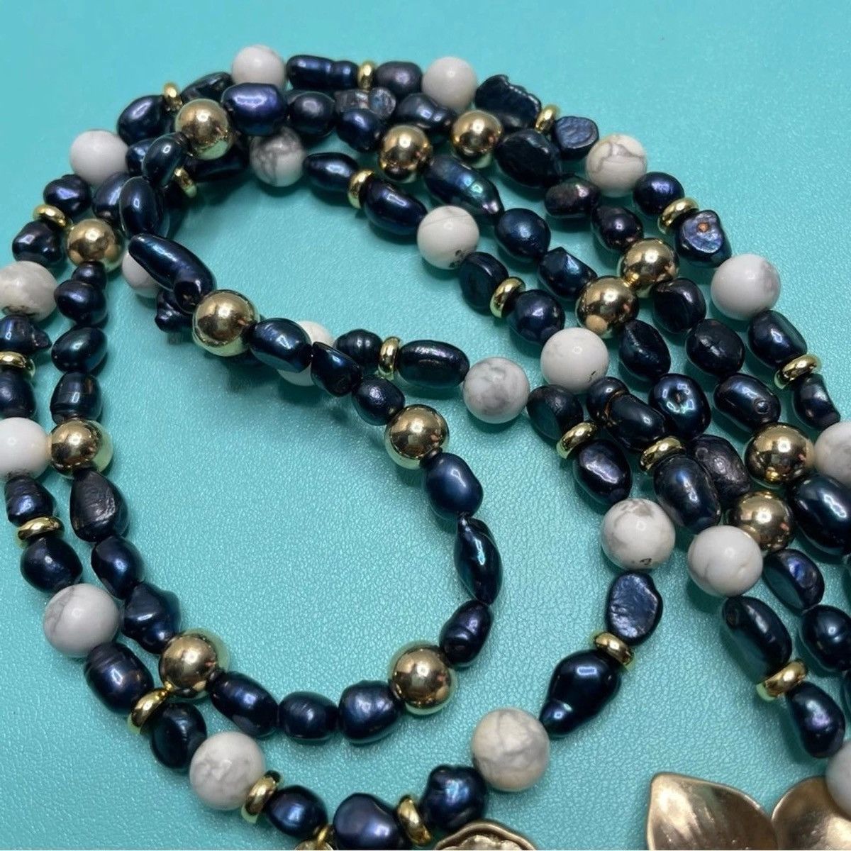 Other Handmade Crafted Pearl Stone Beaded Flower Pendant Layered Size ONE SIZE - 2 Thumbnail