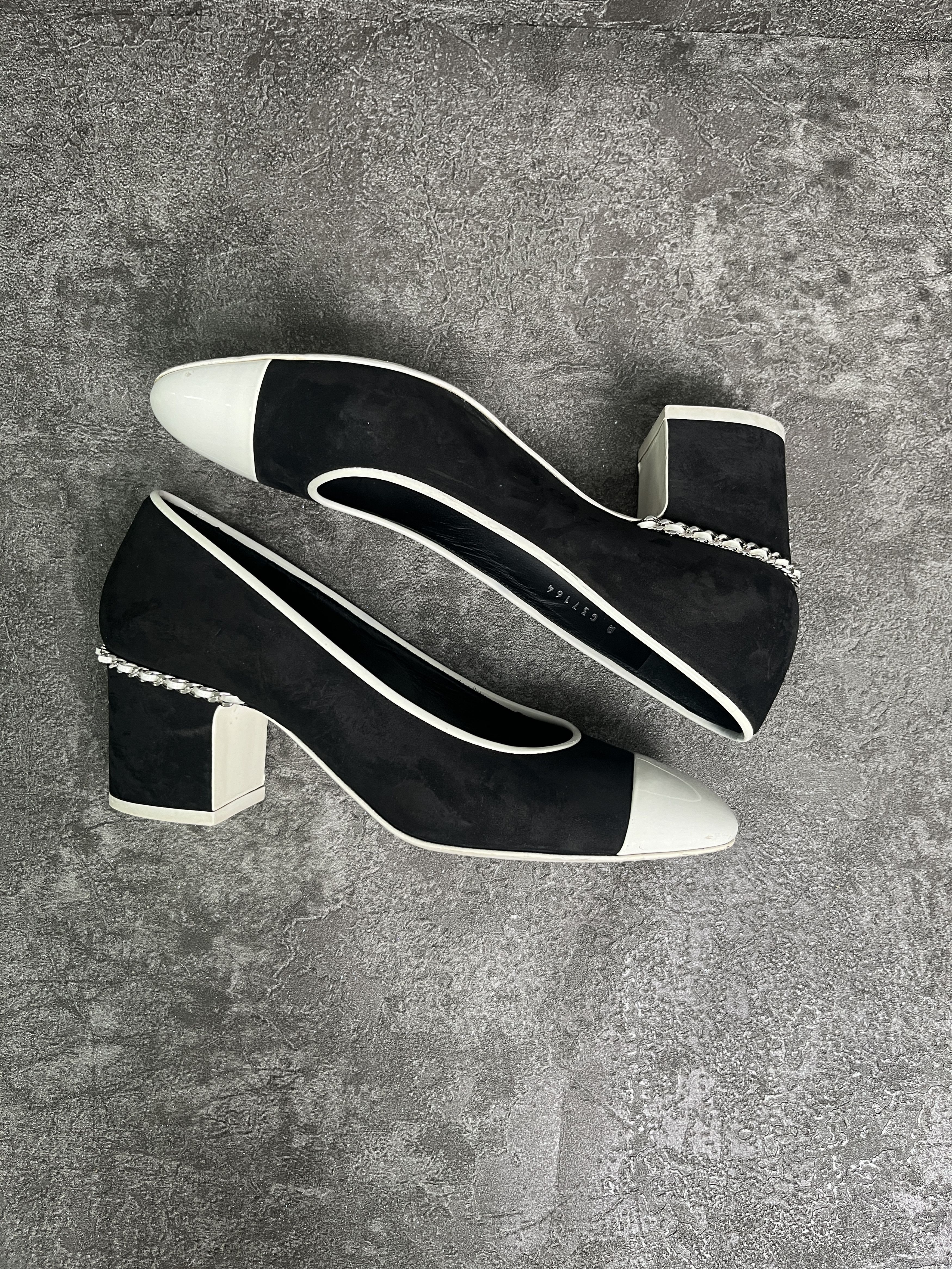 Chanel Chanel Black Suede Shoes With White Patent Cap Toe Size US 6 / IT 36 - 7 Thumbnail