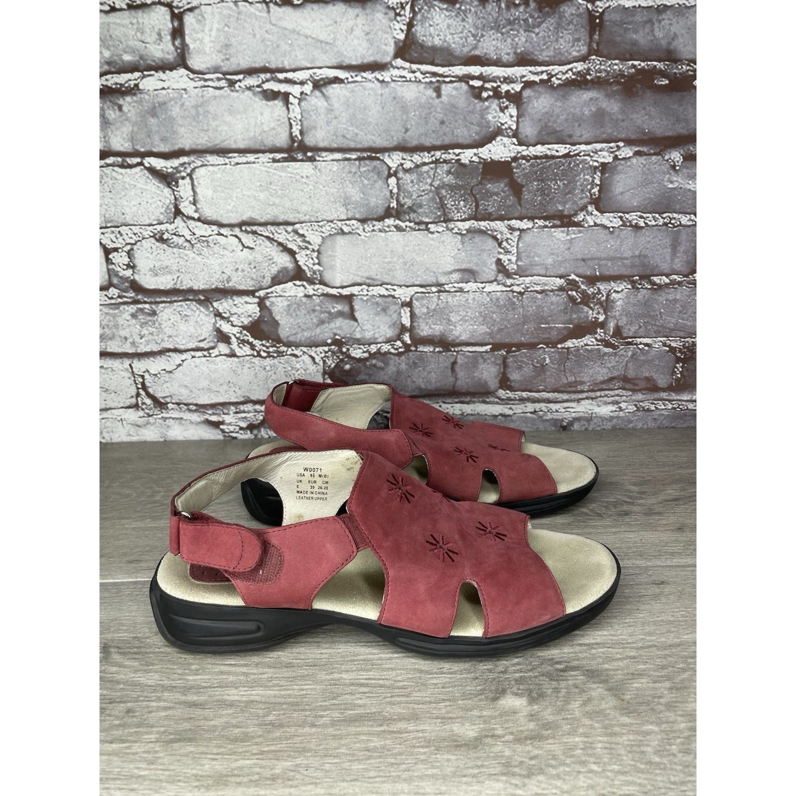 Propper Propet Pink Suede Leather Floral Casual Comfort Sandals Wome Size US 8.5 / IT 38.5 - 4 Thumbnail