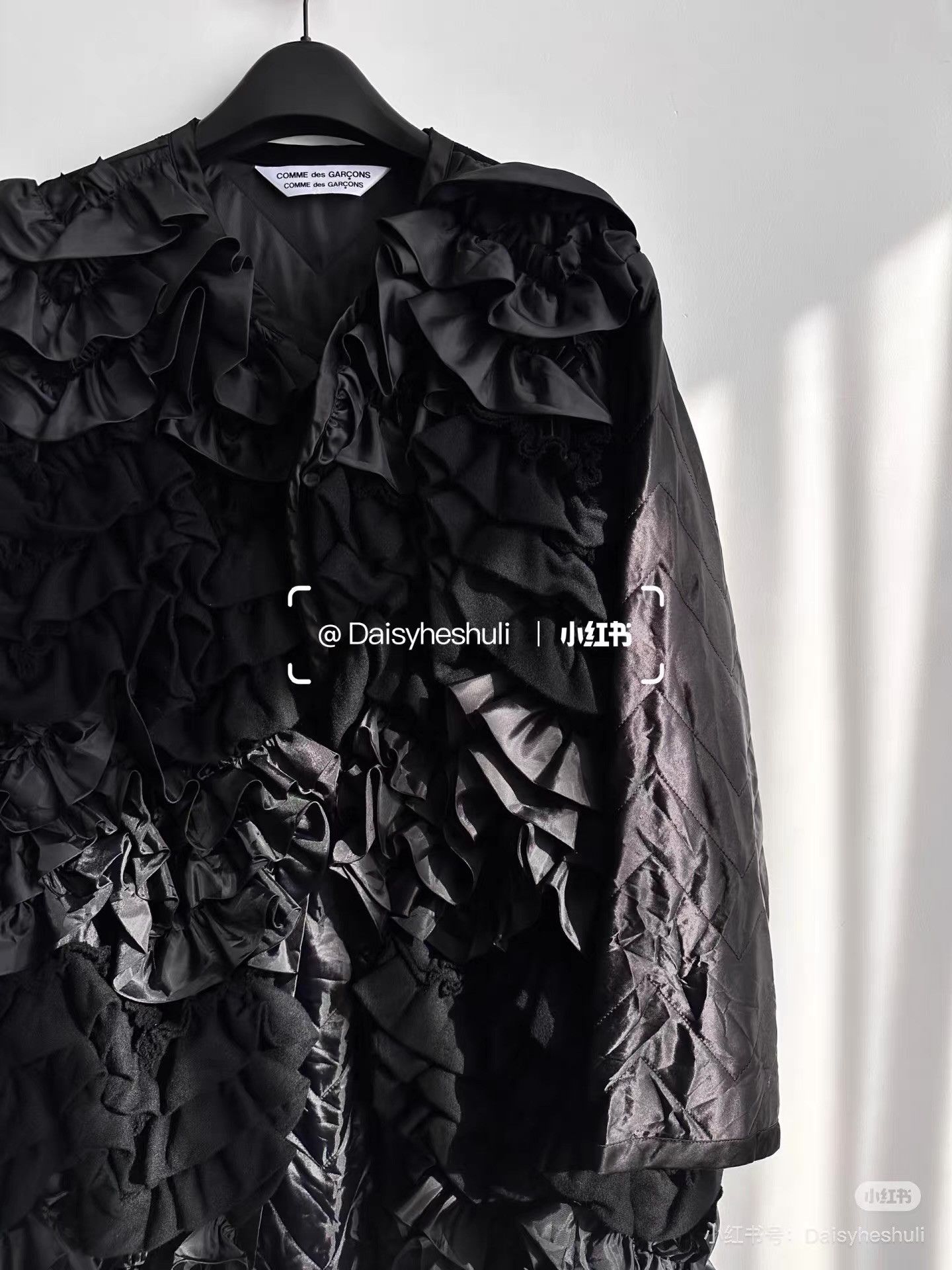 Comme des Garcons Comme des Garçons CDG Comcom Ruffled Padded Coat Ｑ24 Size M / US 6-8 / IT 42-44 - 8 Thumbnail