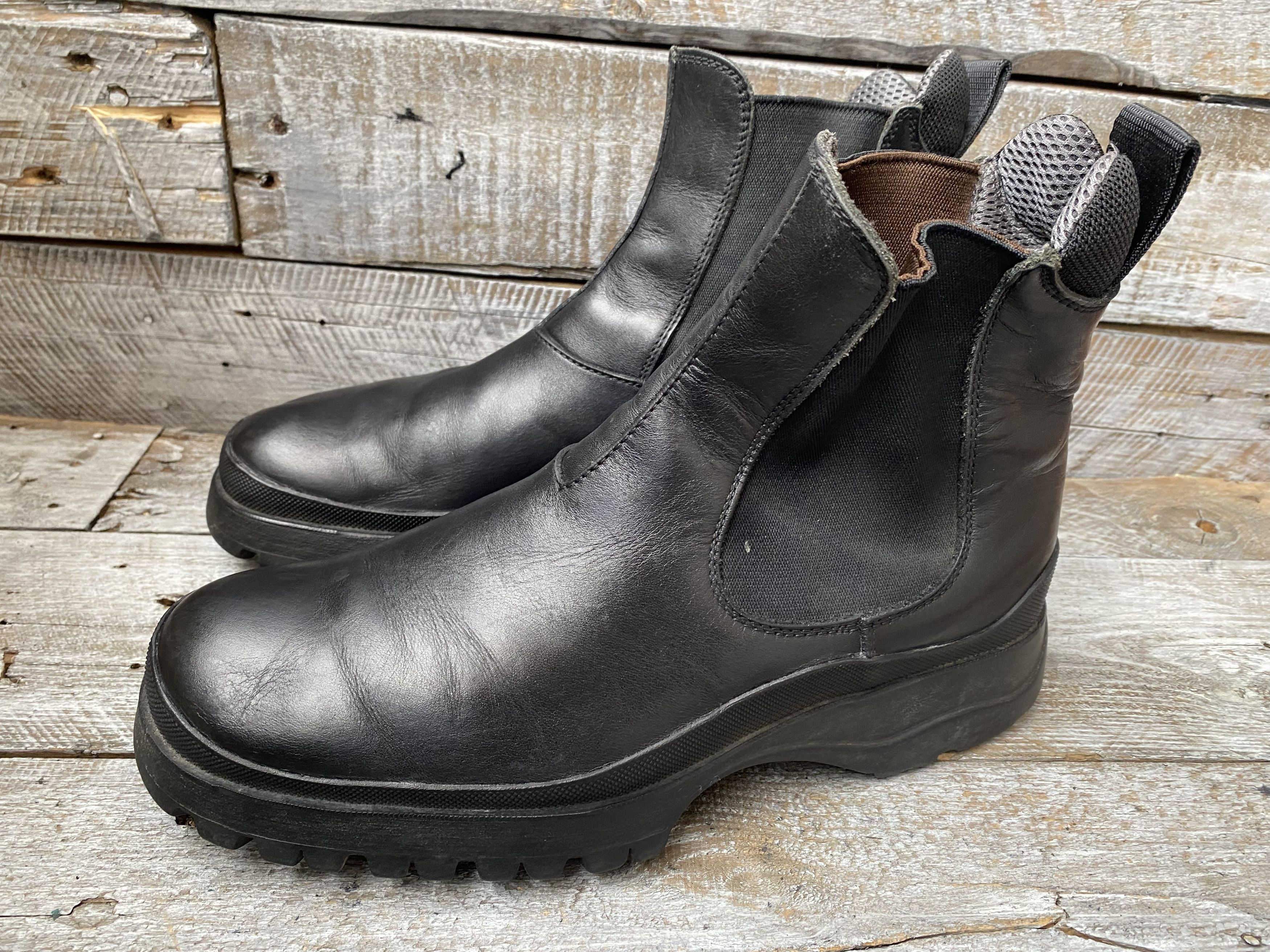 Prada Prada bixxen chelsea chunky boots sz 39 Size US 6 / EU 39 - 5 Thumbnail