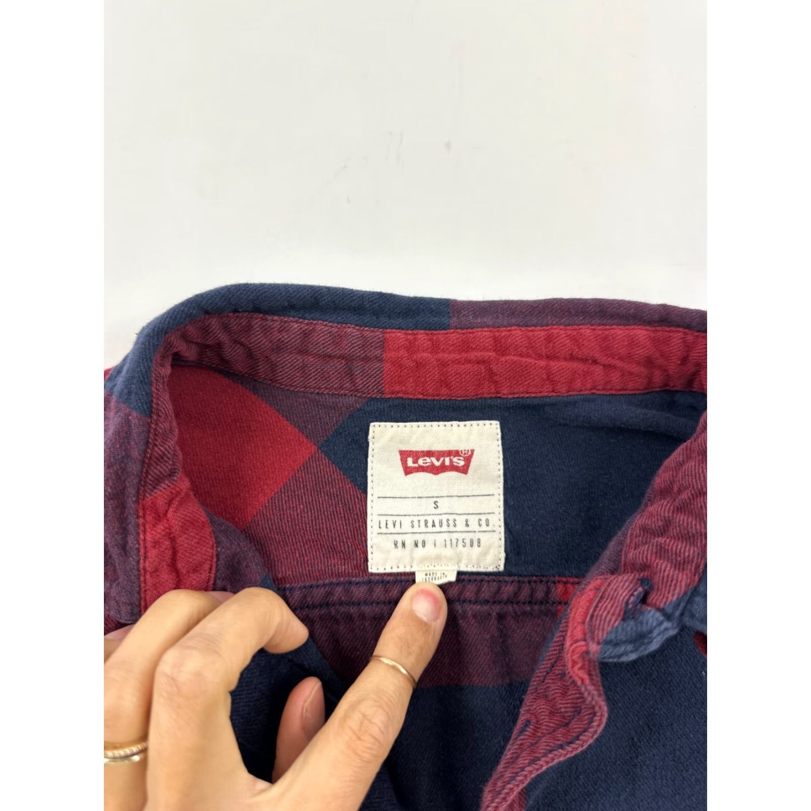 Levi's Levi’s Shirt Mens Small Red Blue Flannel Buffalo Plaid 100% Cotton Button-Up Collared Long Sleeve Casual Size US S / EU 44-46 / 1 - 3 Thumbnail