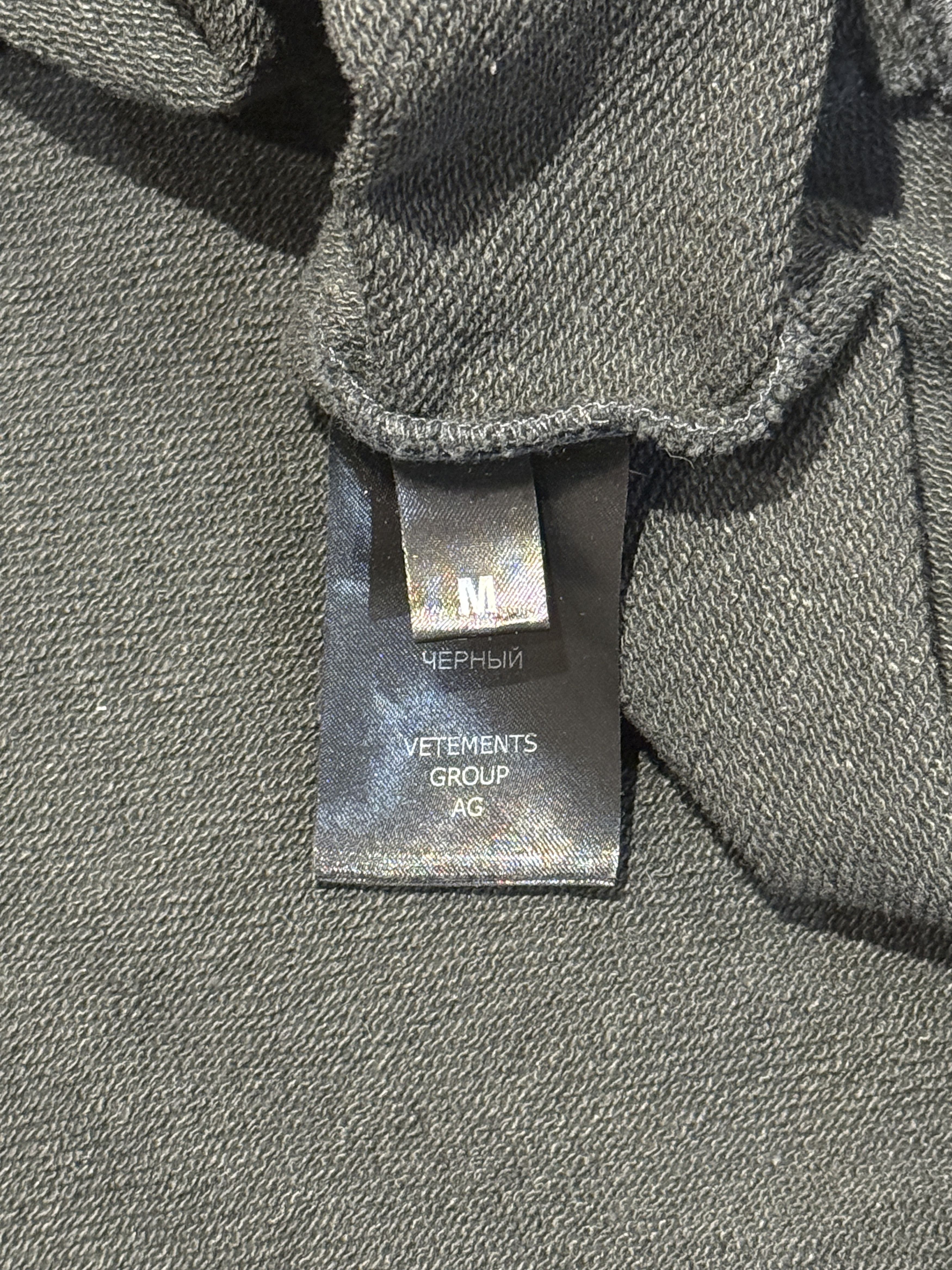 Vetements Vetements 2024 Metal Patch Hoodie Size US M / EU 48-50 / 2 - 8 Thumbnail