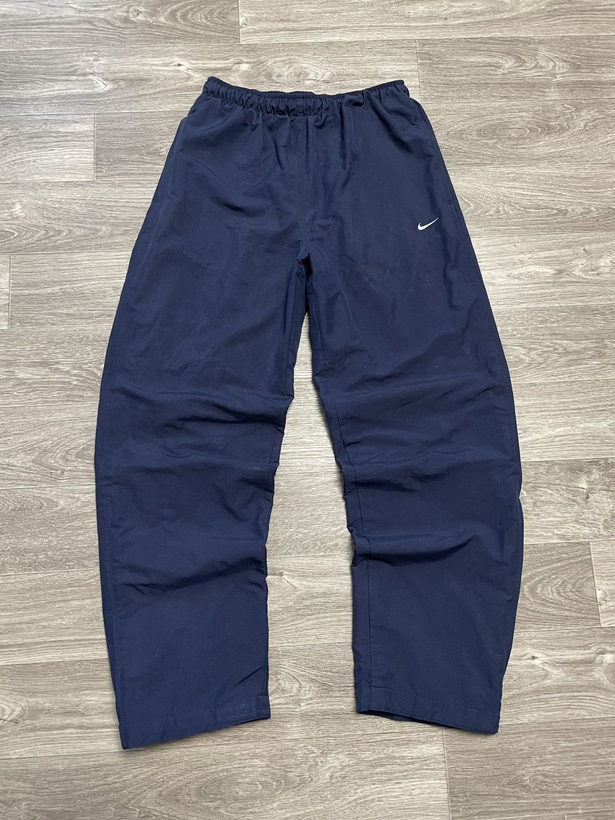 Nike Vintage Nike Navy Blue Parachute Pants Drill Y2K Size US 32 / EU 48 - 1 Thumbnail