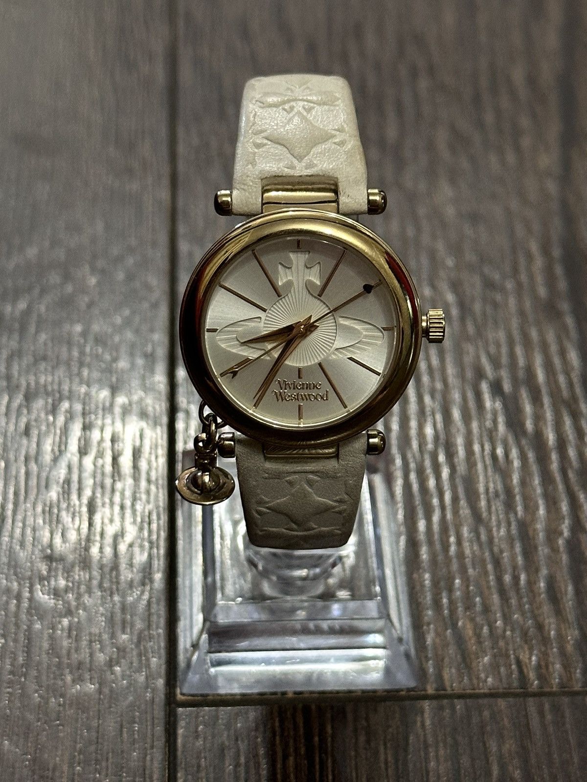 Vivienne Westwood ORB-POP White/Gold Y2k Watch