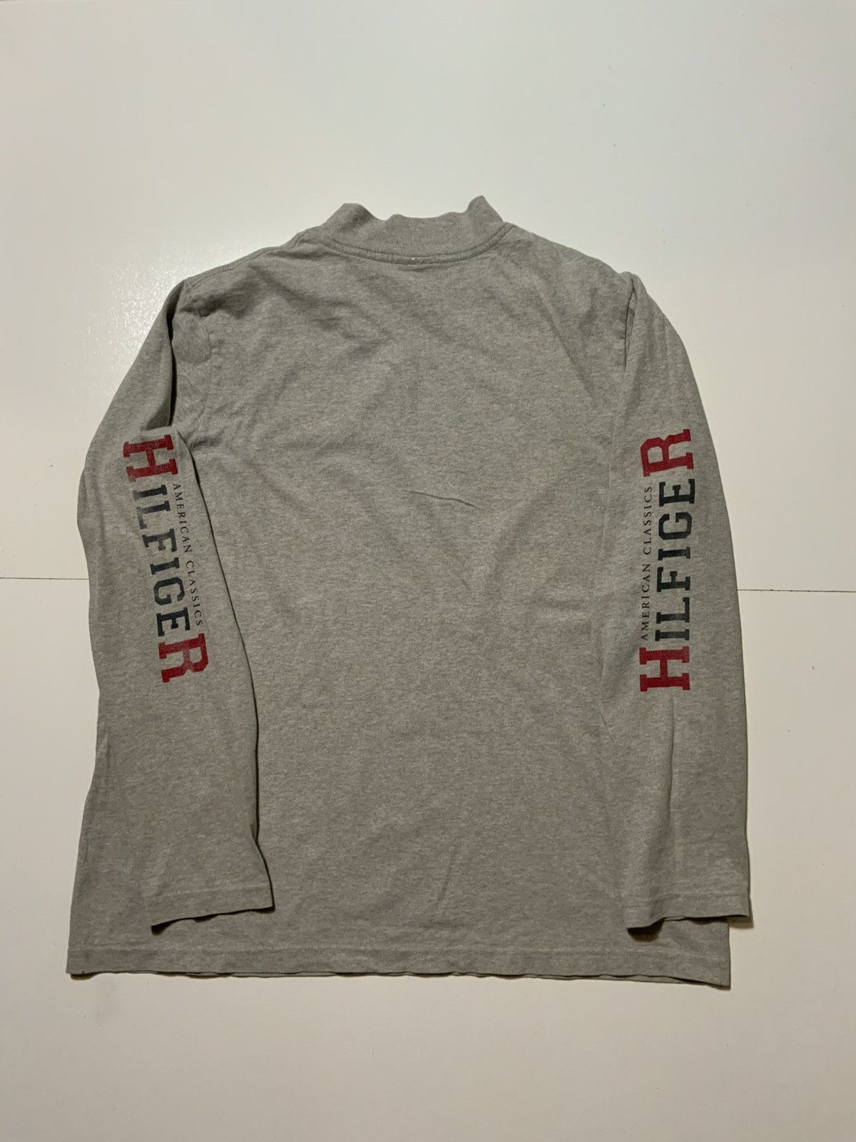 Tommy Hilfiger Vintage 90s Tommy Hilfiger Graphic Mock Neck T-Shirt Size US XL / EU 56 / 4 - 2 Thumbnail
