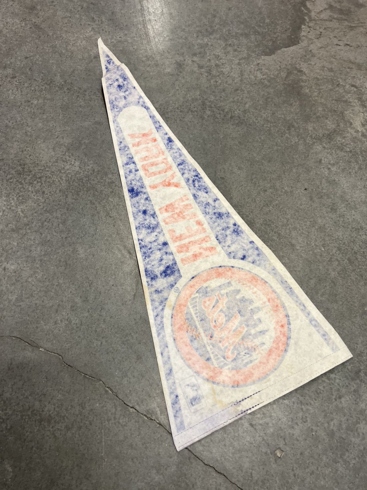 Vintage 90's VTG Vintage MLB New York Mets Baseball Team Pennant Size ONE SIZE - 5 Thumbnail