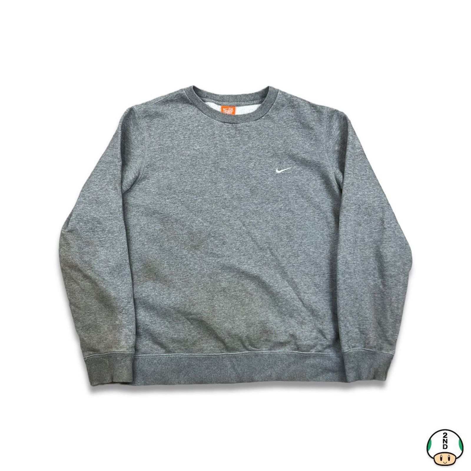 Nike × Vintage Nike Sportswear Sweatshirt Swoosh Distressed Pullover Crew Size US L / EU 52-54 / 3 - 1 Thumbnail