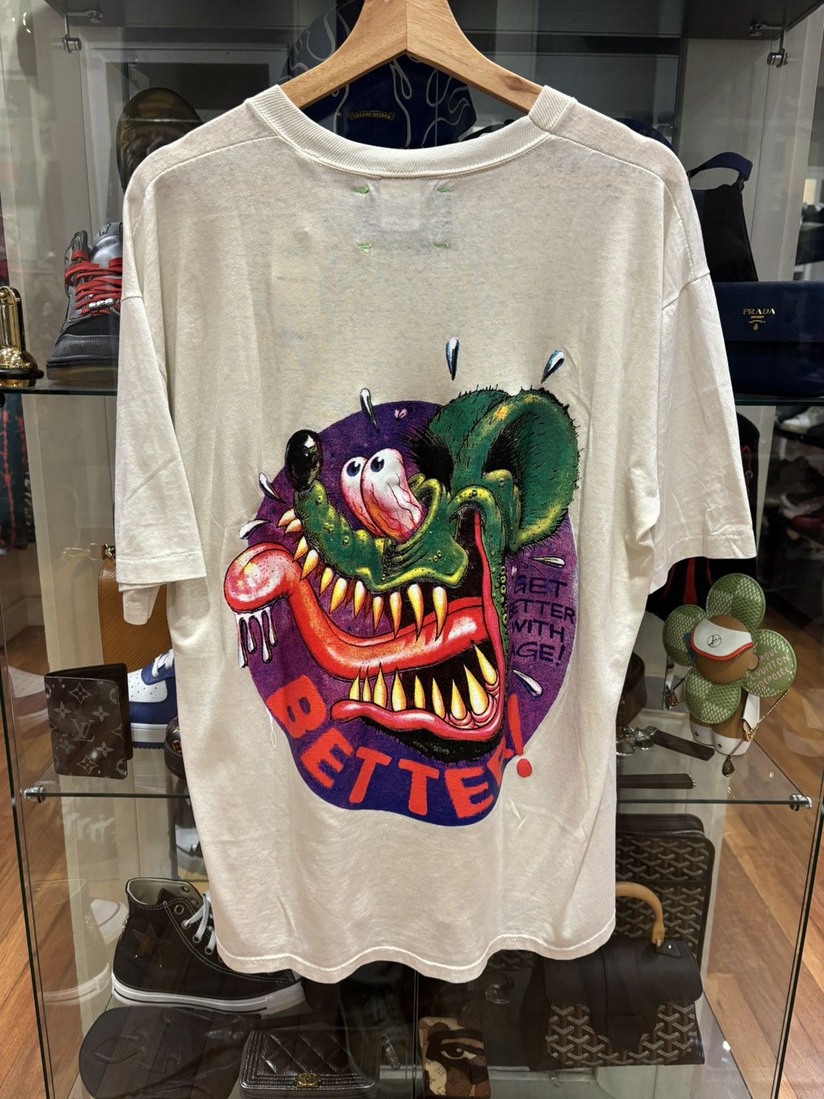 Better With Age Better With Age The World Can Kiss My Ass Tee Size US XL / EU 56 / 4 - 2 Thumbnail