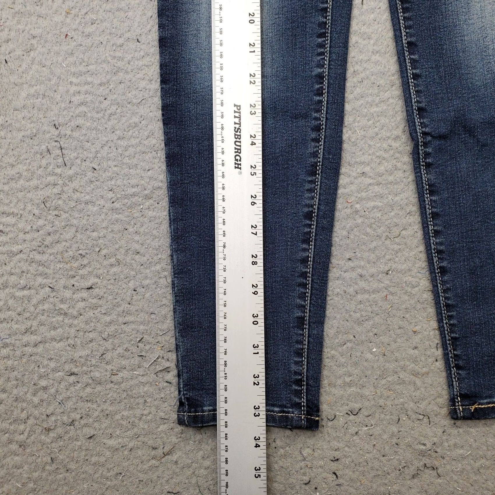 Denizen DENIZEN from Levi's Jeans Womens Size 2 Blue Denim Faded Stretch Modern Skinny Leg Size 26" / US 2 / IT 38 - 3 Thumbnail