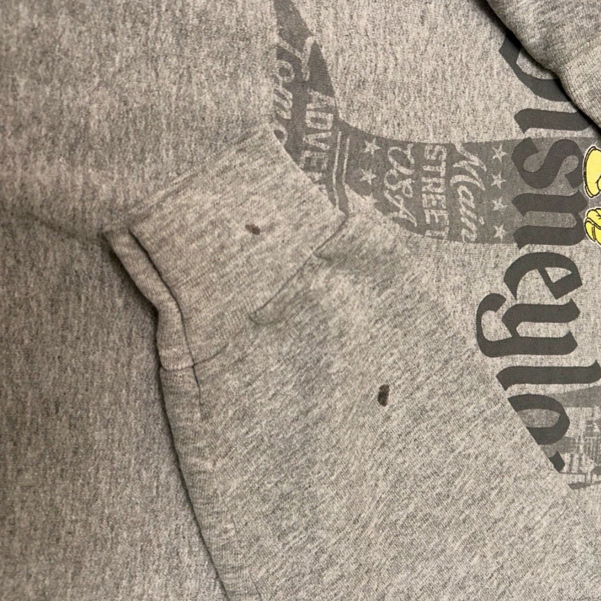 Disney VINTAGE 90s Mickey Mouse Disneyland Disney VTG Crewneck Sweater Mens Size Small Size US S / EU 44-46 / 1 - 3 Thumbnail