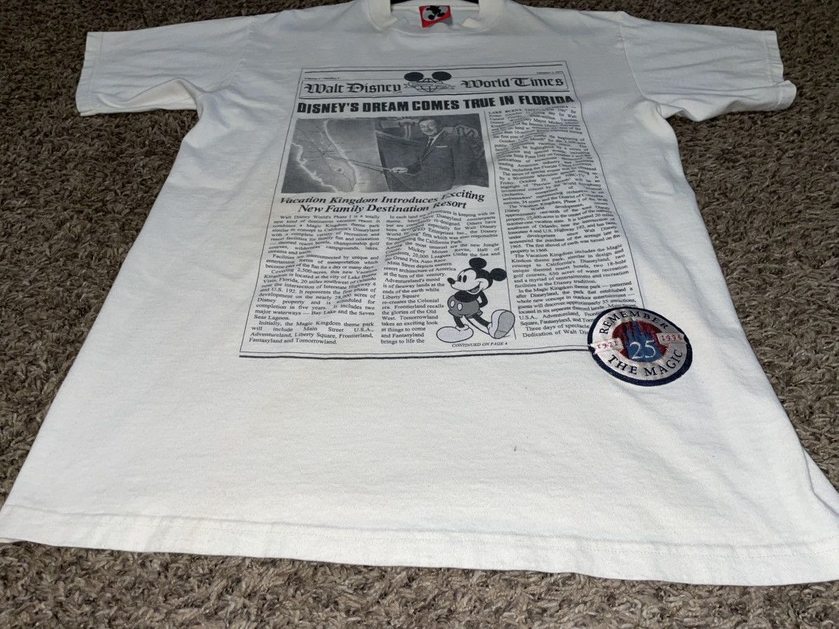 Disney × Vintage Vintage Disney Magic Kindom T-Shirt Size US XL / EU 56 / 4 - 6 Thumbnail