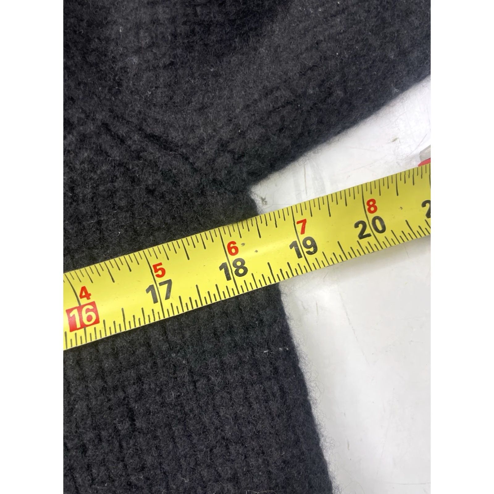 Quince Quince Black Mongolian Cashmere Waffle Knit Quarter Button Men’s Size Small Sweater Pullover Fisherman Knit Style Black Accent Button Size US S / EU 44-46 / 1 - 6 Thumbnail