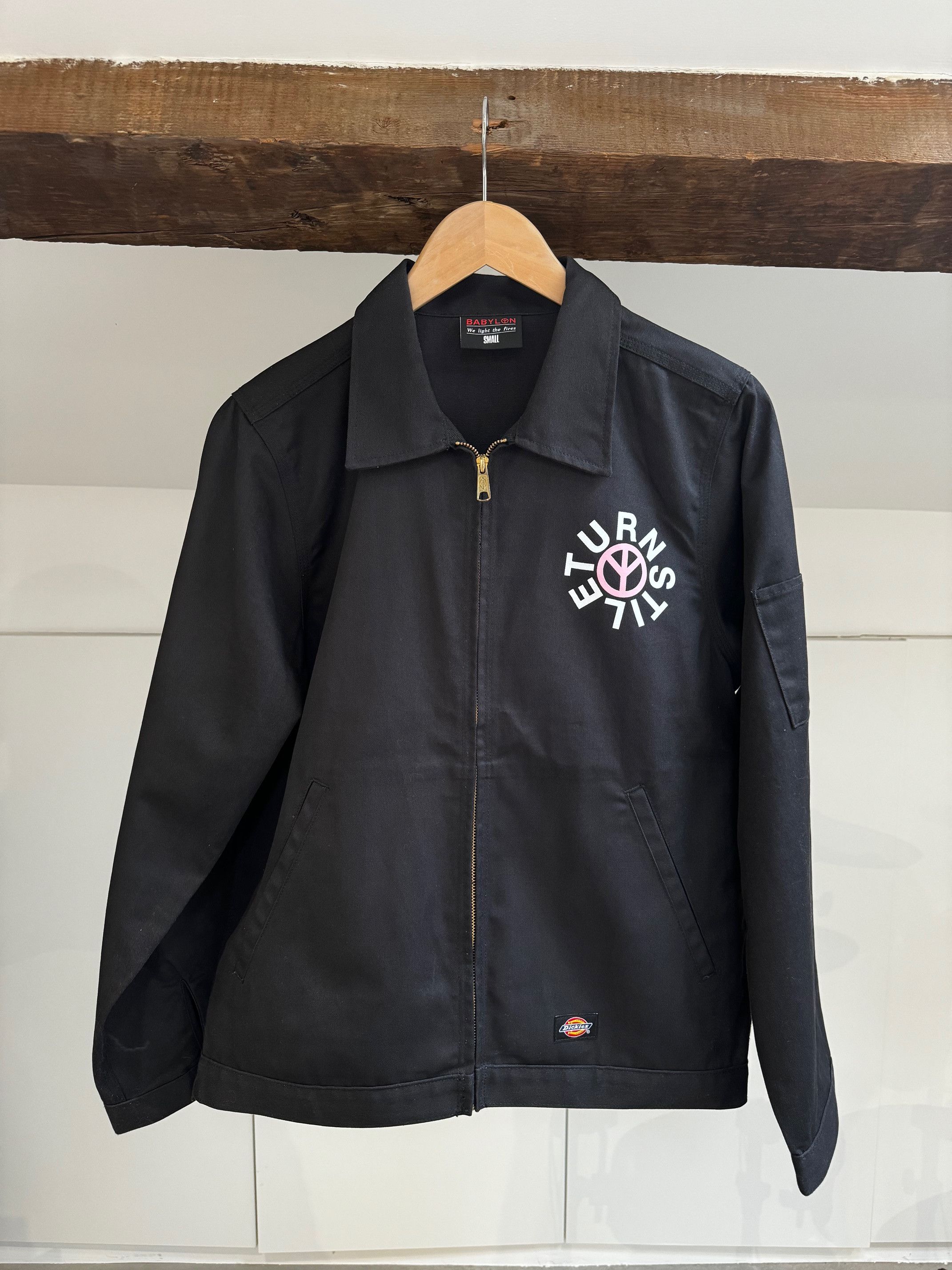 Dickies TURNSTILE X BABYLON LOS ANGELES « GLOW ON » DICKIES JACKET S Size US S / EU 44-46 / 1 - 1 Thumbnail