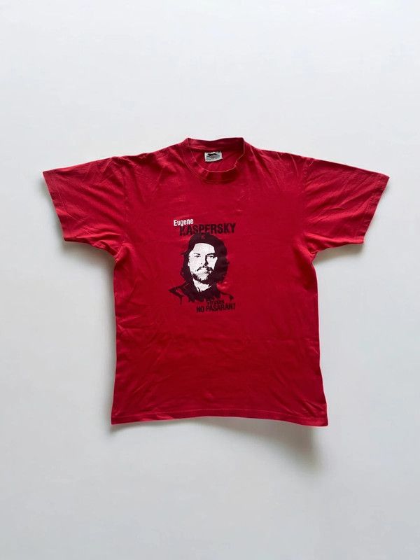 Vintage 👾T-Shirt John McAfee Eugene Kaspersky “Viruses No Pasaran!” Size US L / EU 52-54 / 3 - 1 Thumbnail