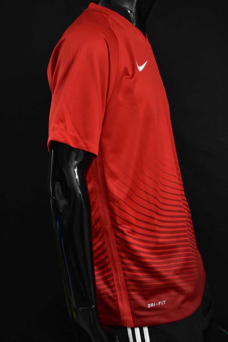 Nike NIKE Poland Away Red Football Shirt Polska SIZE L adults Size US L / EU 52-54 / 3 - 3 Thumbnail