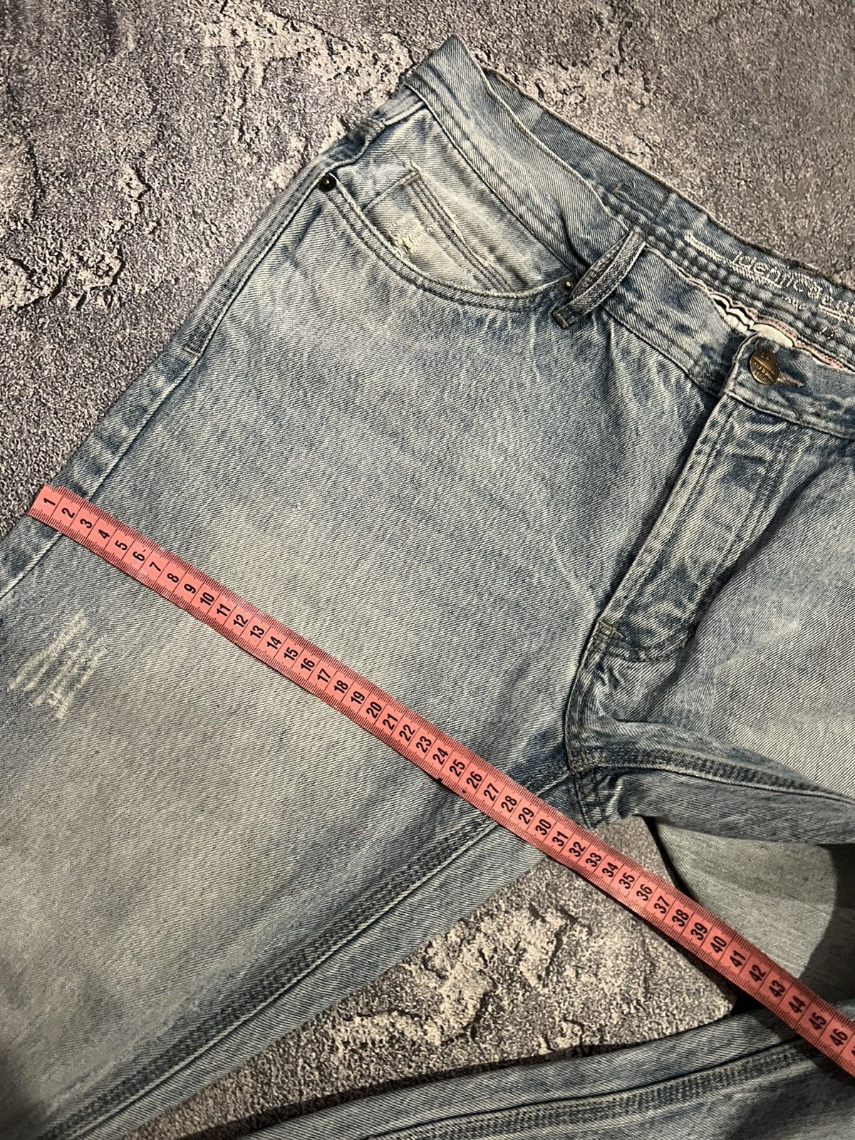 Japanese Brand Faded Washed Light Blue Retro Archival Jeans Size US 36 / EU 52 - 11 Thumbnail