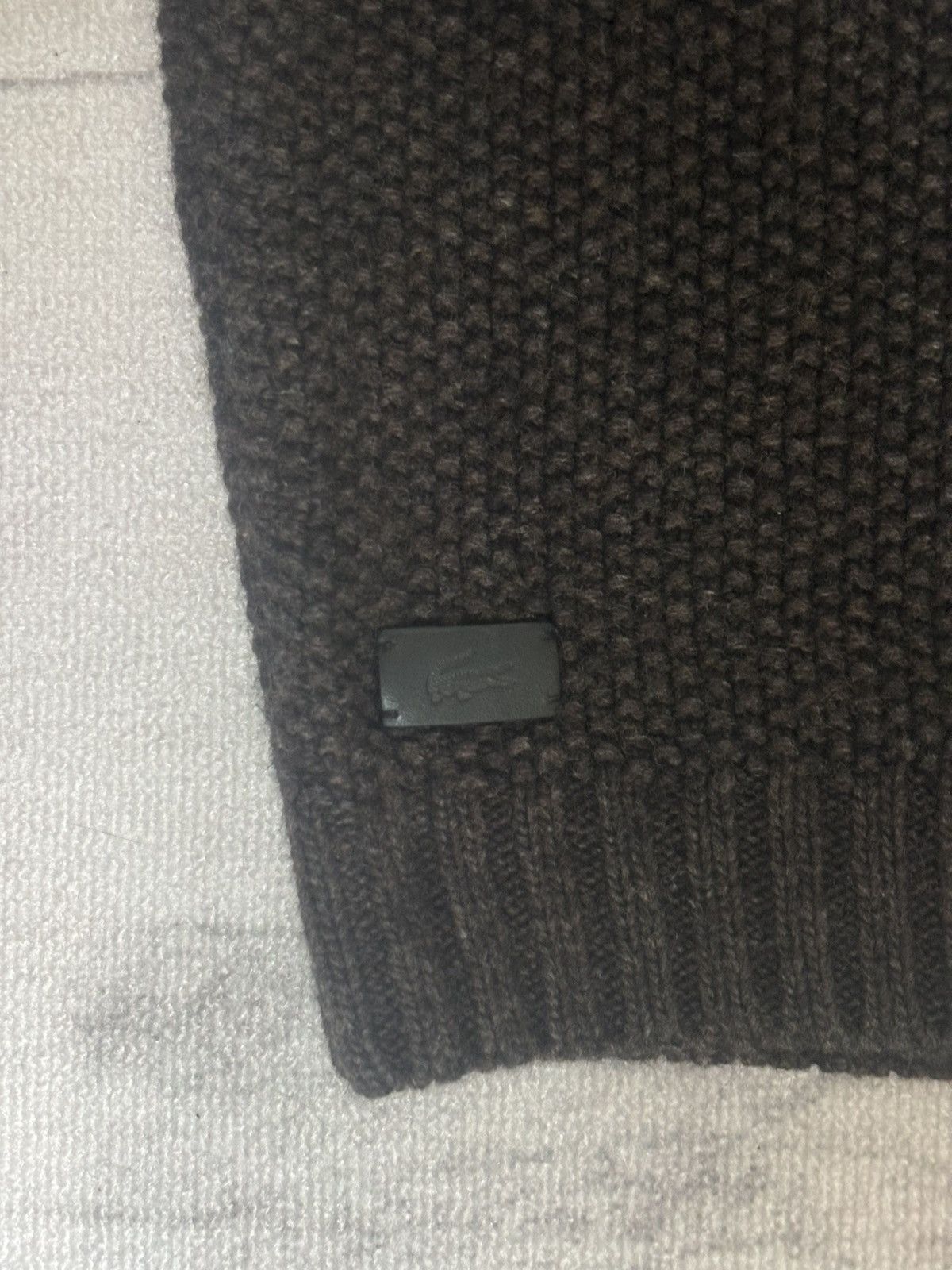 Lacoste Brown Lacoste sweatshirt size S with white polka dot pattern Size US S / EU 44-46 / 1 - 9 Thumbnail