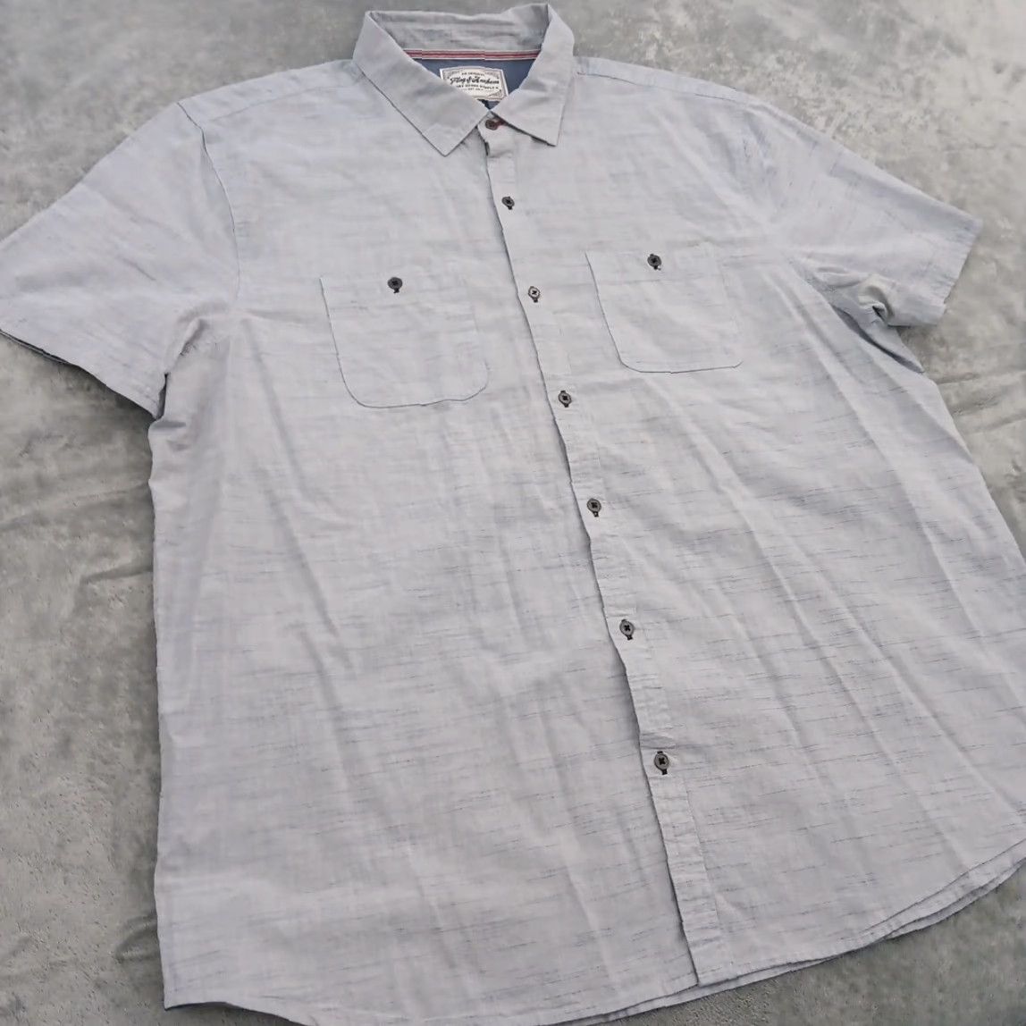 Flag & Anthem Flag & Anthem Shirt Mens 2XL Gray Striped Short Sleeve Button Up Pockets Cotton Size US XXL / EU 58 / 5 - 4 Thumbnail