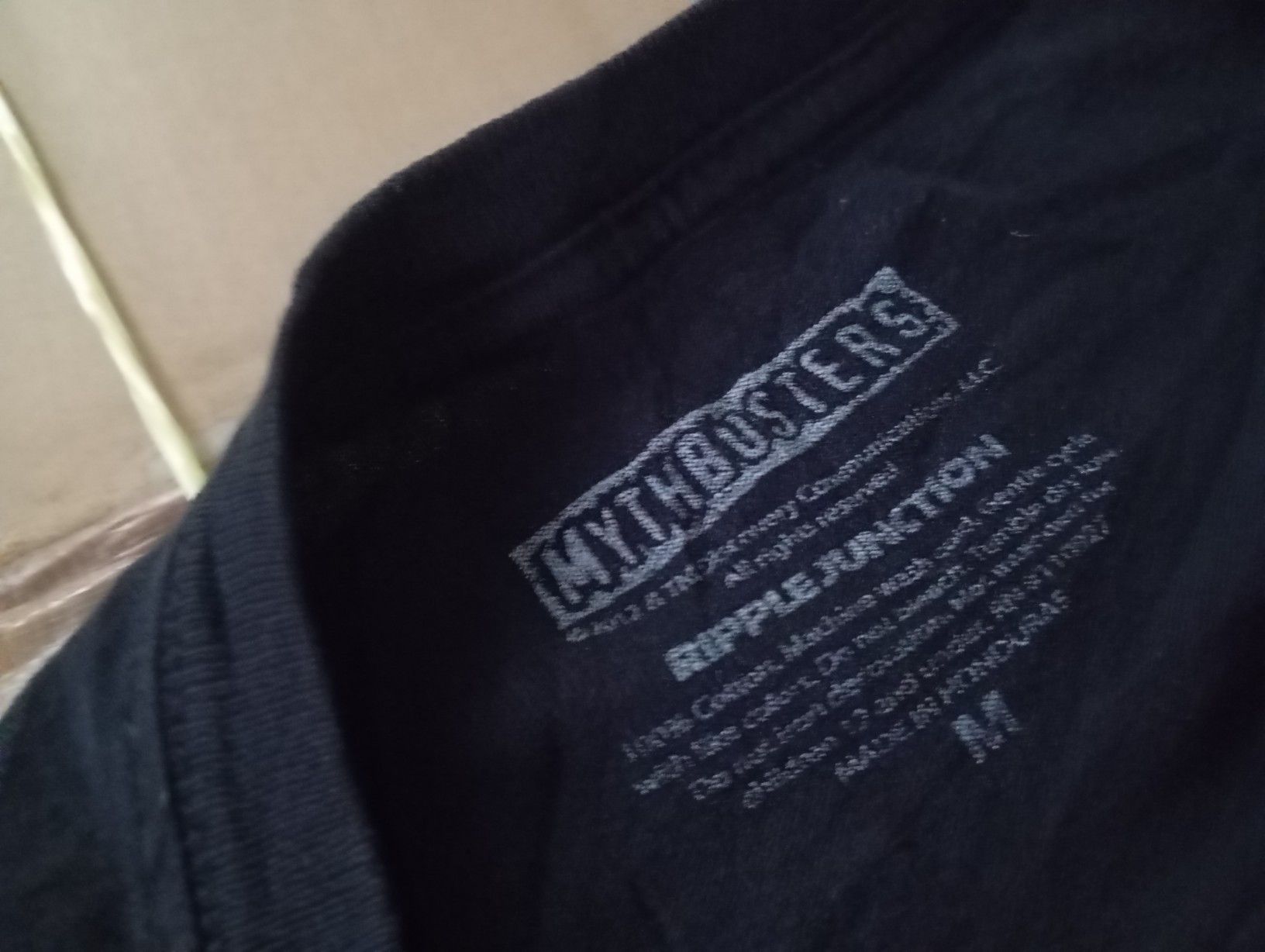 Other Mythbusters 💥 Tshirt TV Series Science ☢️ 👽 Size US M / EU 48-50 / 2 - 3 Thumbnail