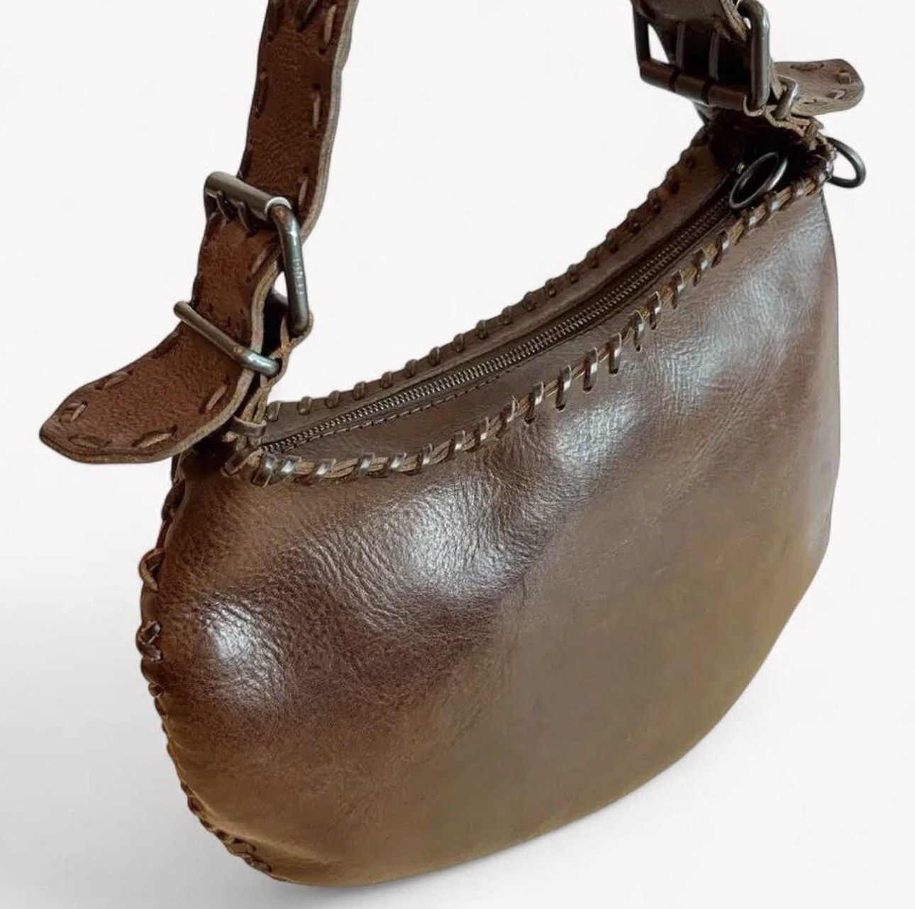 Fendi Fendi Vintage Whipstitch Oyster Leather Shoulder Bag Rare Size ONE SIZE - 4 Thumbnail