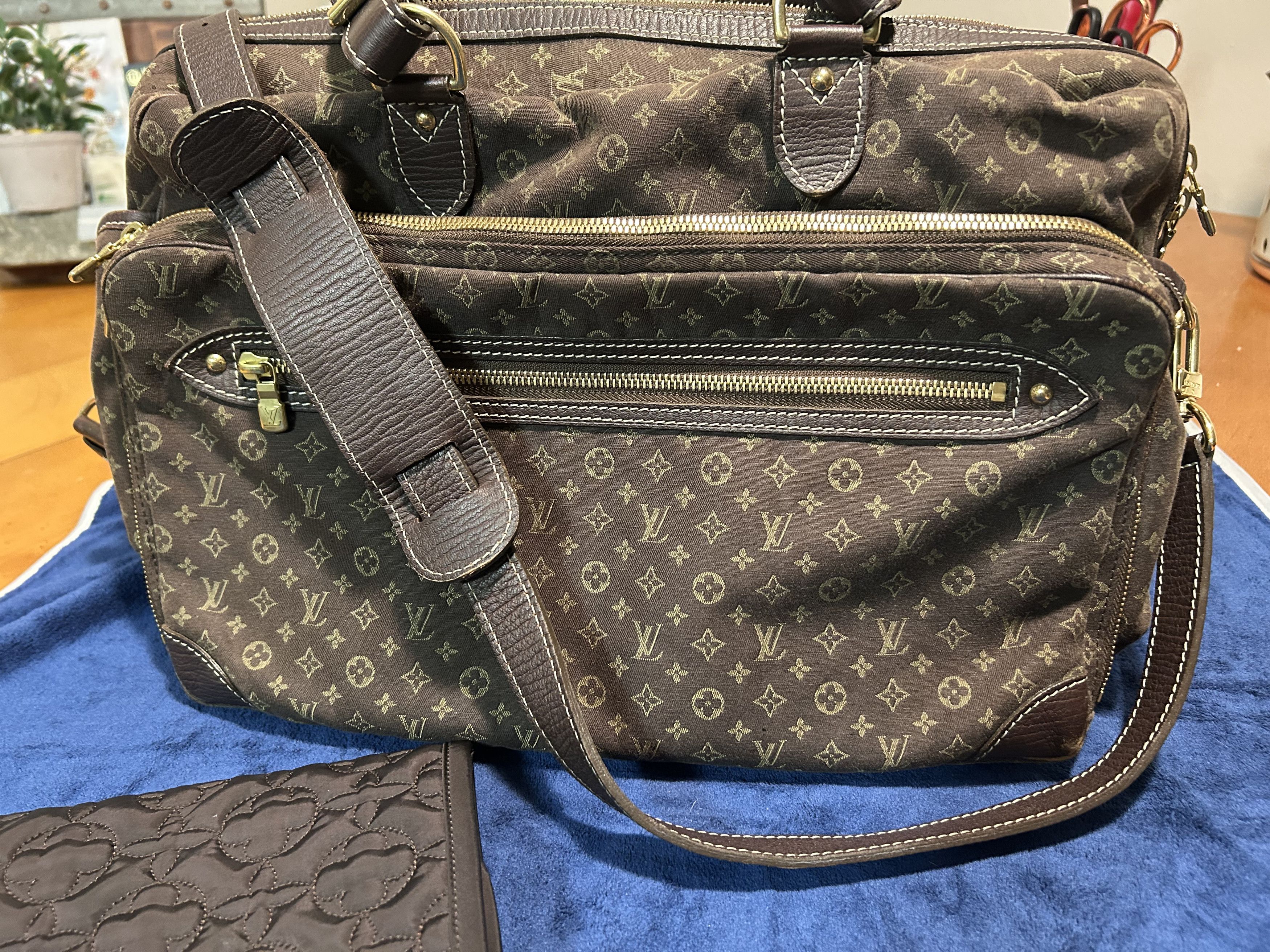 Louis Vuitton LV diaper/shoulder bag Size ONE SIZE - 1 Thumbnail