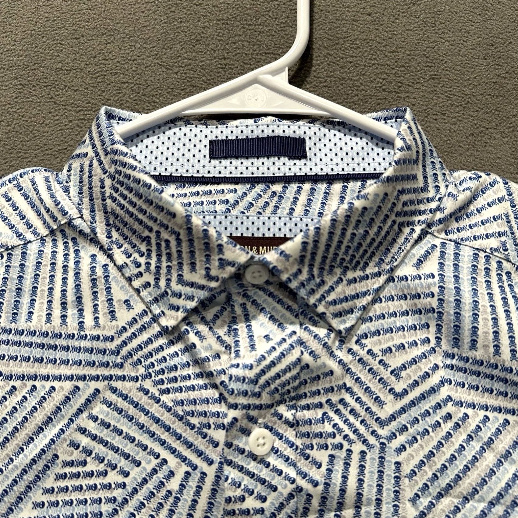 Johnston & Murphy Johnston & Murphy Shirt Men Medium Blue/Gray Skull Print Button Down Flip Cuff EUC Size US M / EU 48-50 / 2 - 4 Thumbnail