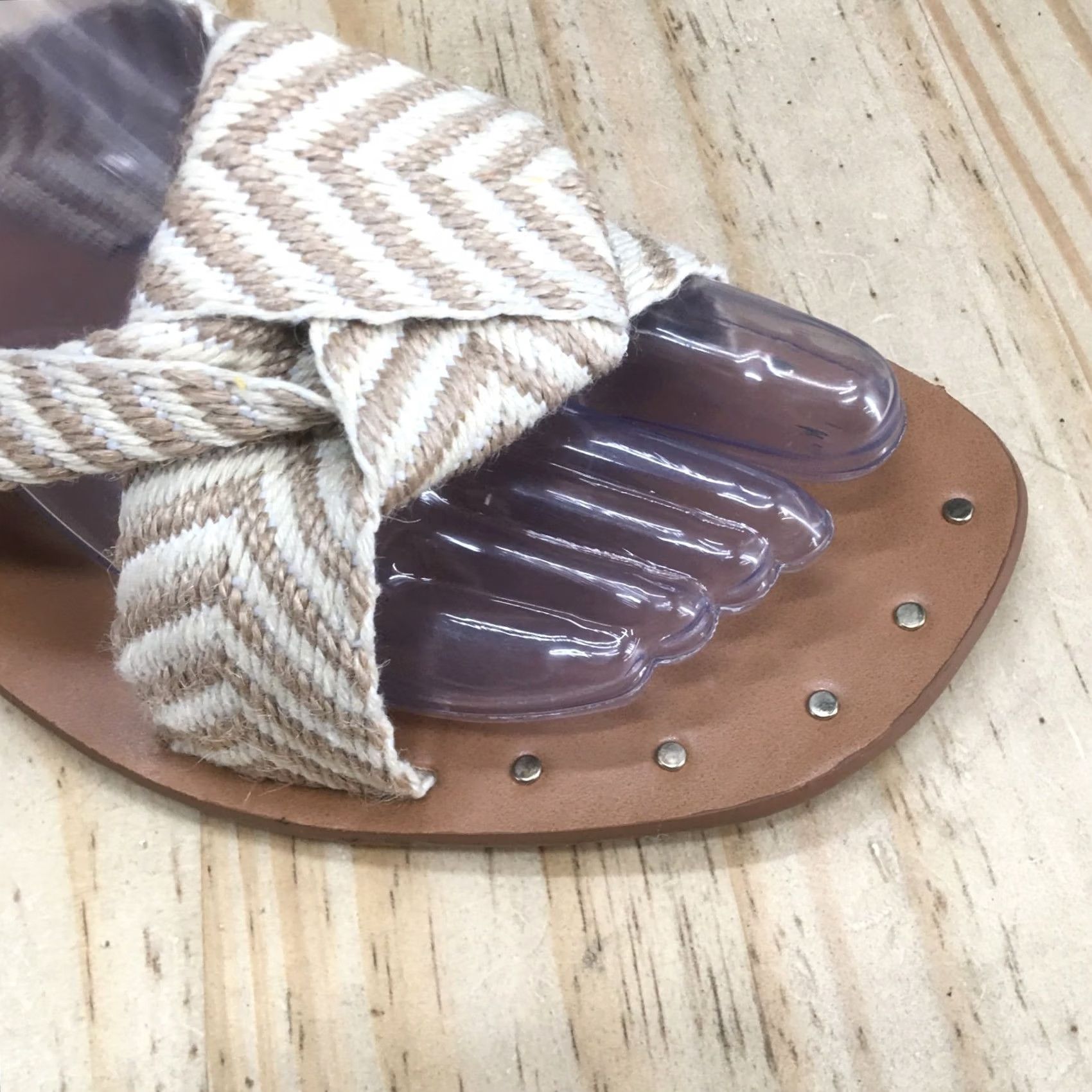 Vintage Universal Thread Sandals Women 8.5 Chevron Print Knotted Slide Beige Flat Size US 9 / IT 39 - 3 Thumbnail