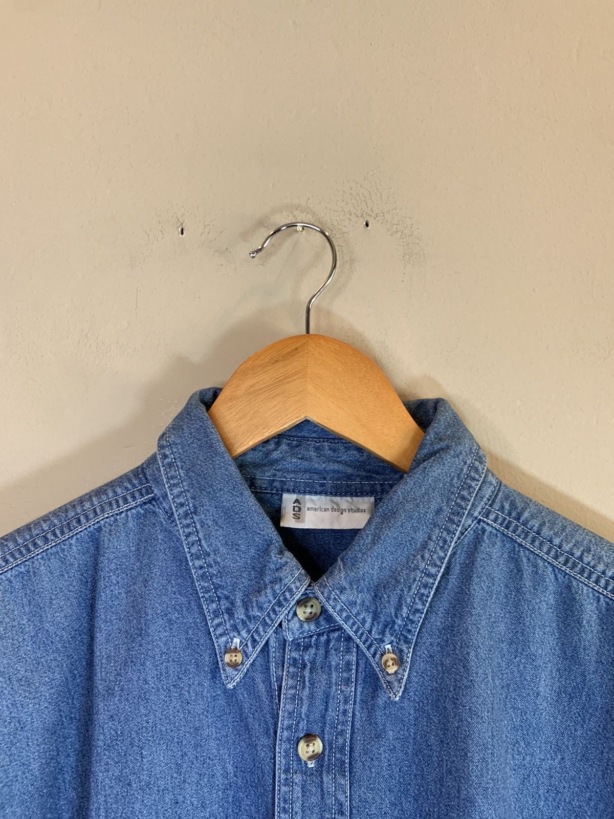 Band Tees × Vintage *RARE* Vintage 2001 Neil Diamond Live Denim Button Shirt - L Size US L / EU 52-54 / 3 - 7 Thumbnail