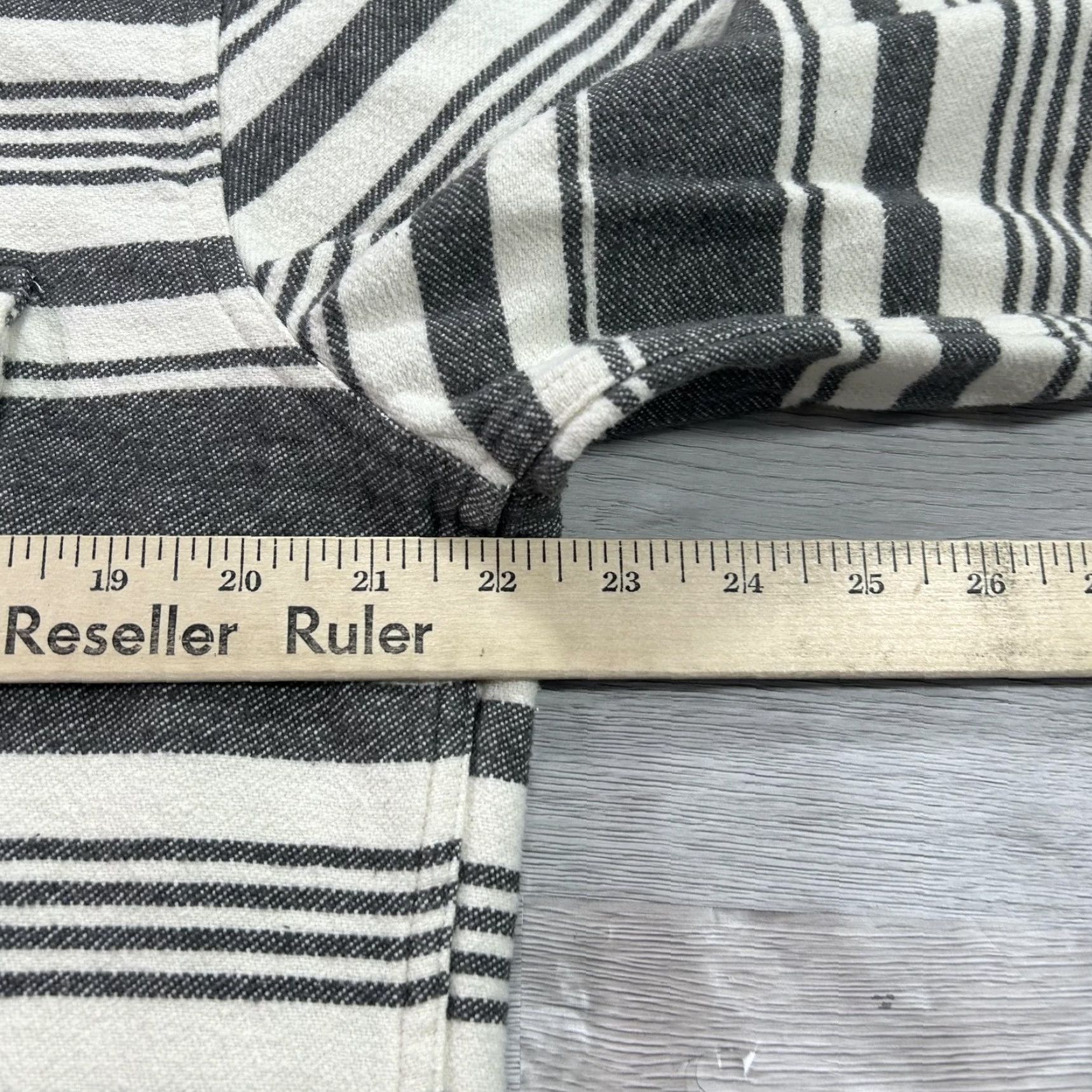 Marine Layer Marine Layer Shirt Mens Large Gray Striped Flannel Cotton Button Front Pockets Size US L / EU 52-54 / 3 - 7 Thumbnail