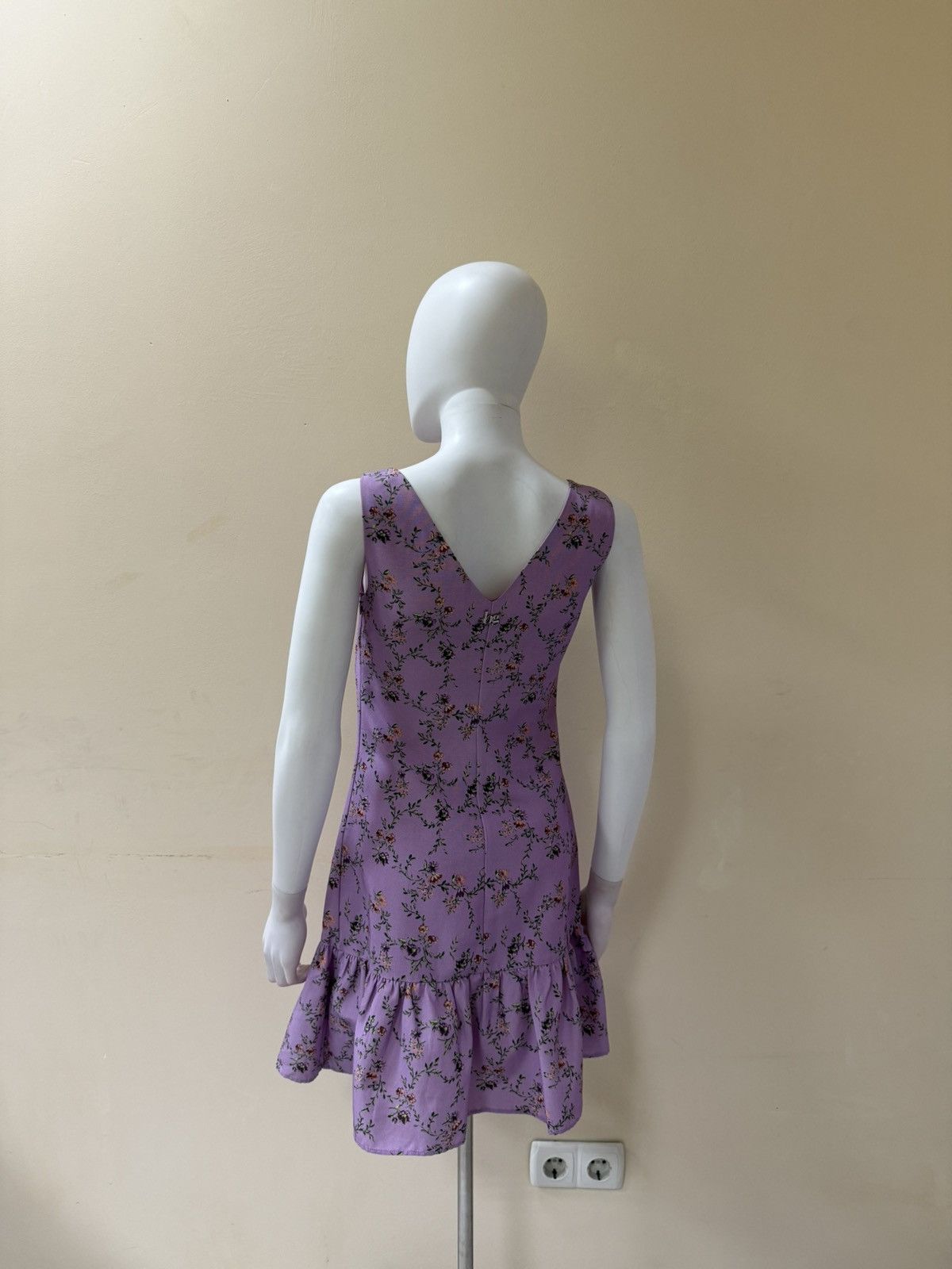 Blumarine Blugirl Blumarine Purple Sleeveless Floral Mini Dress Size XS / US 0-2 / IT 36-38 - 6 Thumbnail