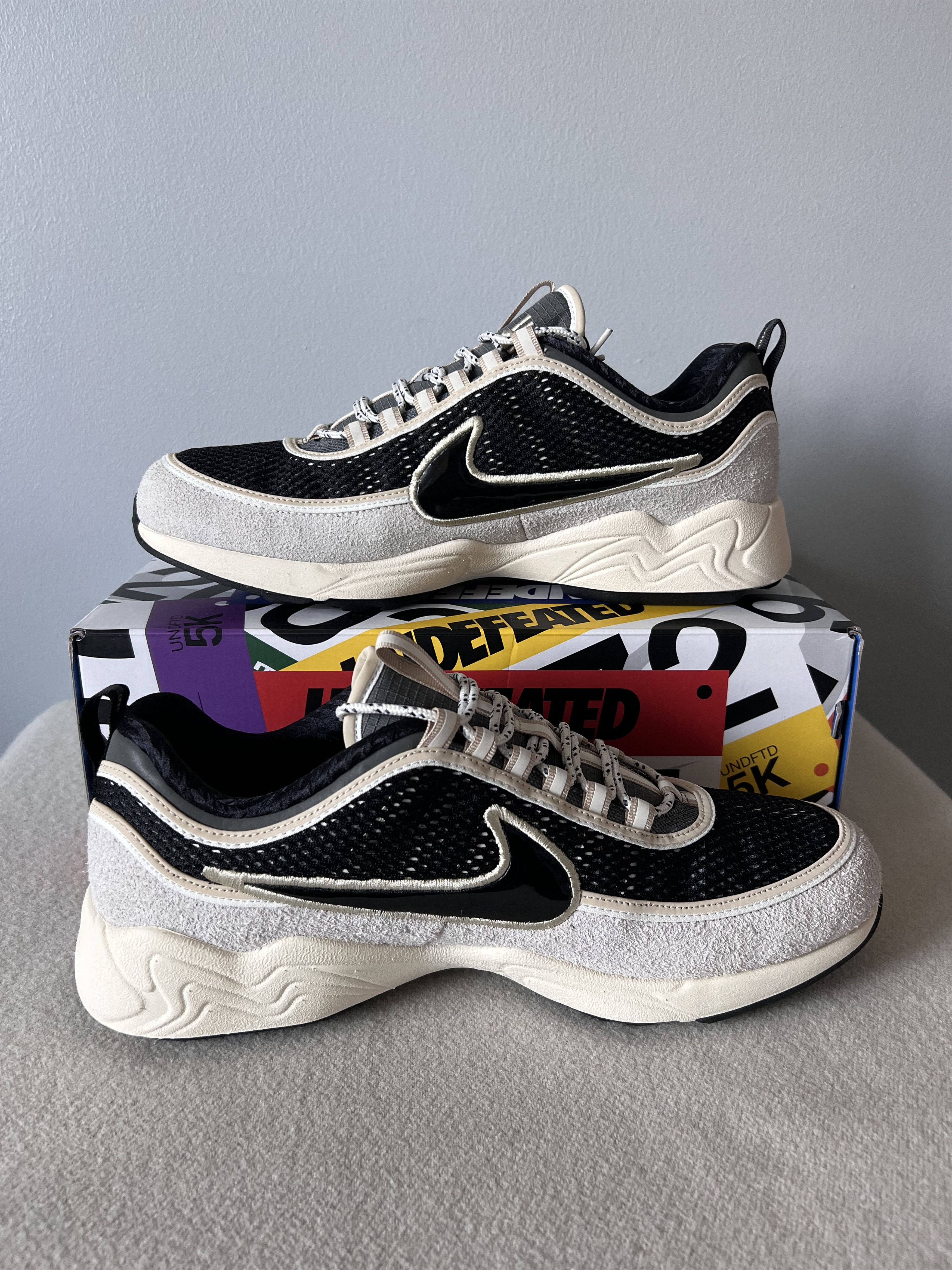 Nike × Undefeated Undefeated Nike Air Zoom Spiridon SP in Phantom White Size US 13 / EU 46 - 3 Thumbnail