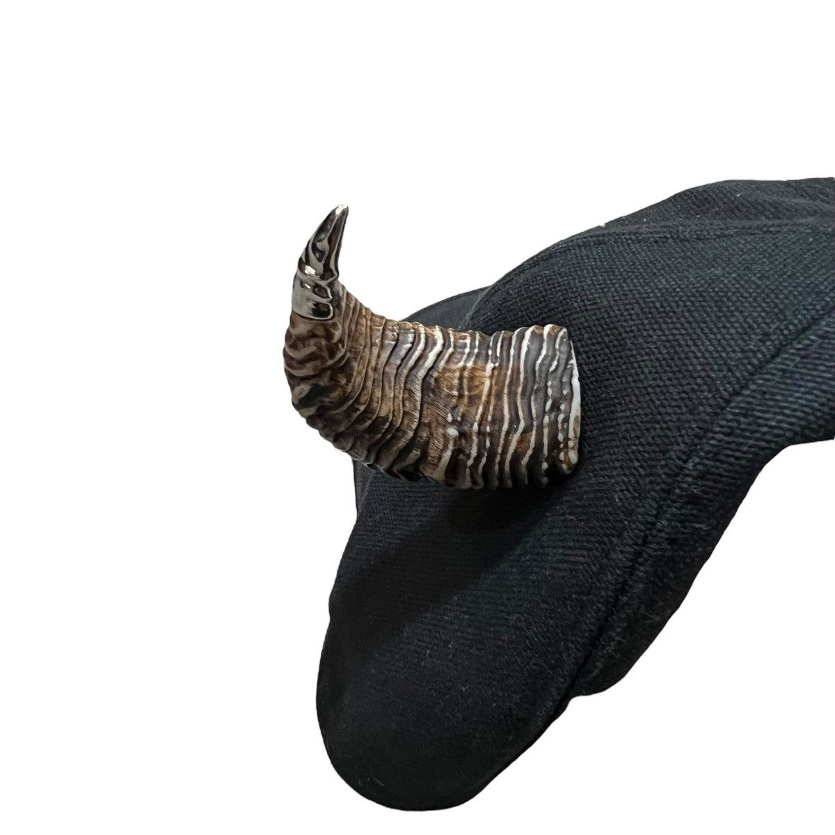 Givenchy GIVENCHY x MMW 2021 Spring Collection Devil Horn Cap Size ONE SIZE - 10 Thumbnail