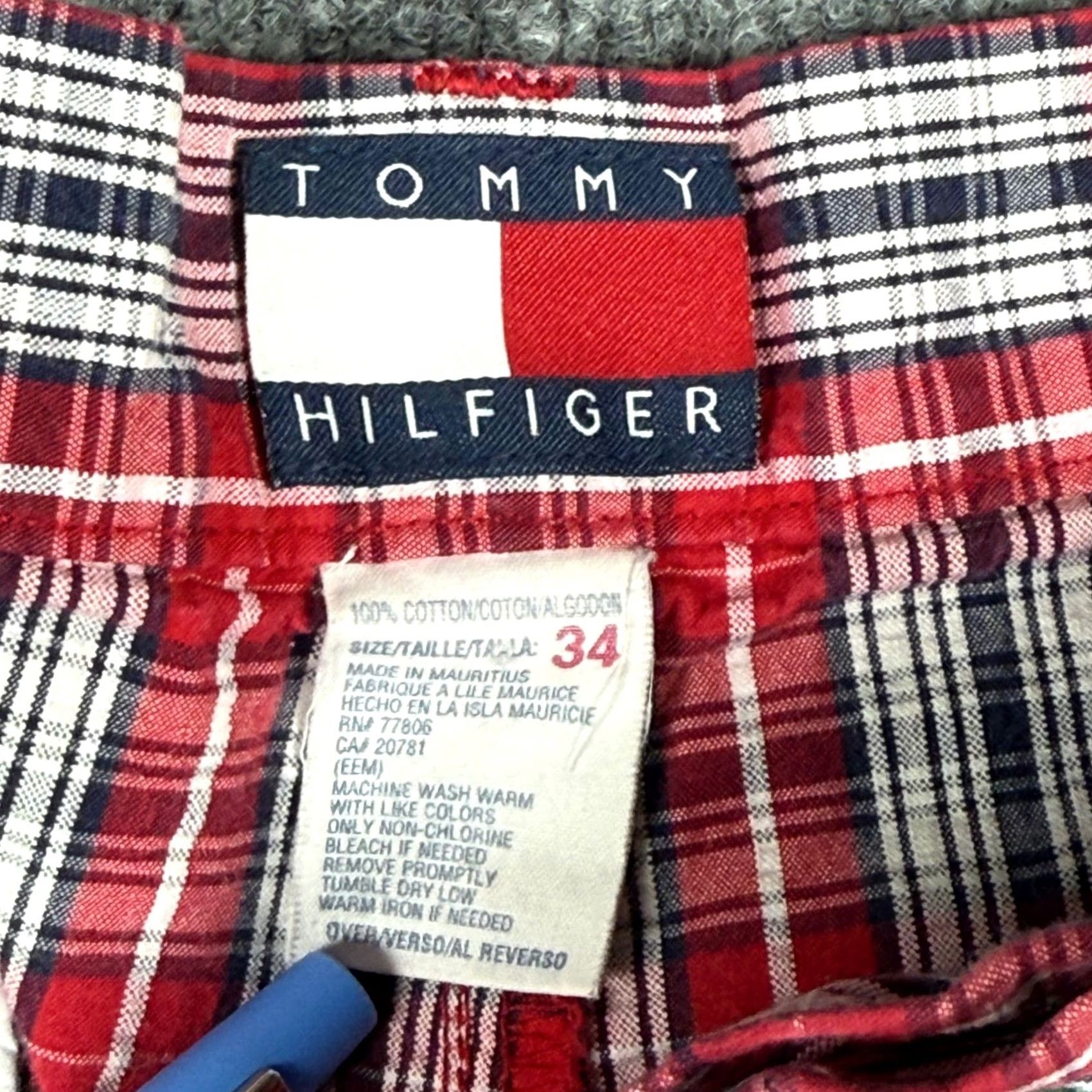 Tommy Hilfiger VINTAGE Tommy Hilfiger Plaid Shorts Mens Chino 34 Red Blue White Preppy USA Casual Summer Vacaton Size US 34 / EU 50 - 4 Thumbnail