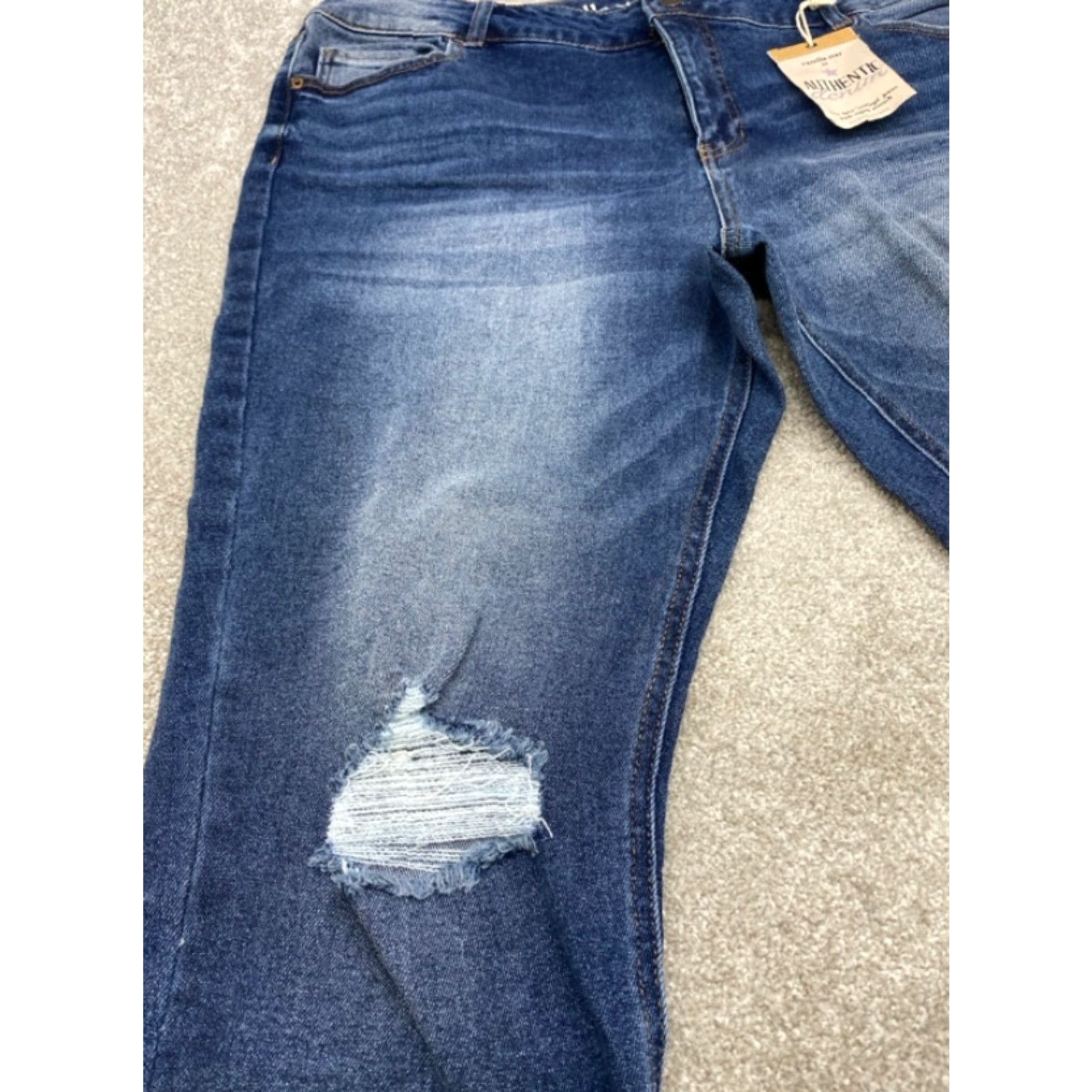 Vintage NWT Vanilla Star Jeans Women's Size 20 Blue Denim Stretch Skinny Distressed NEW Size 42" / US 20 - 2 Thumbnail